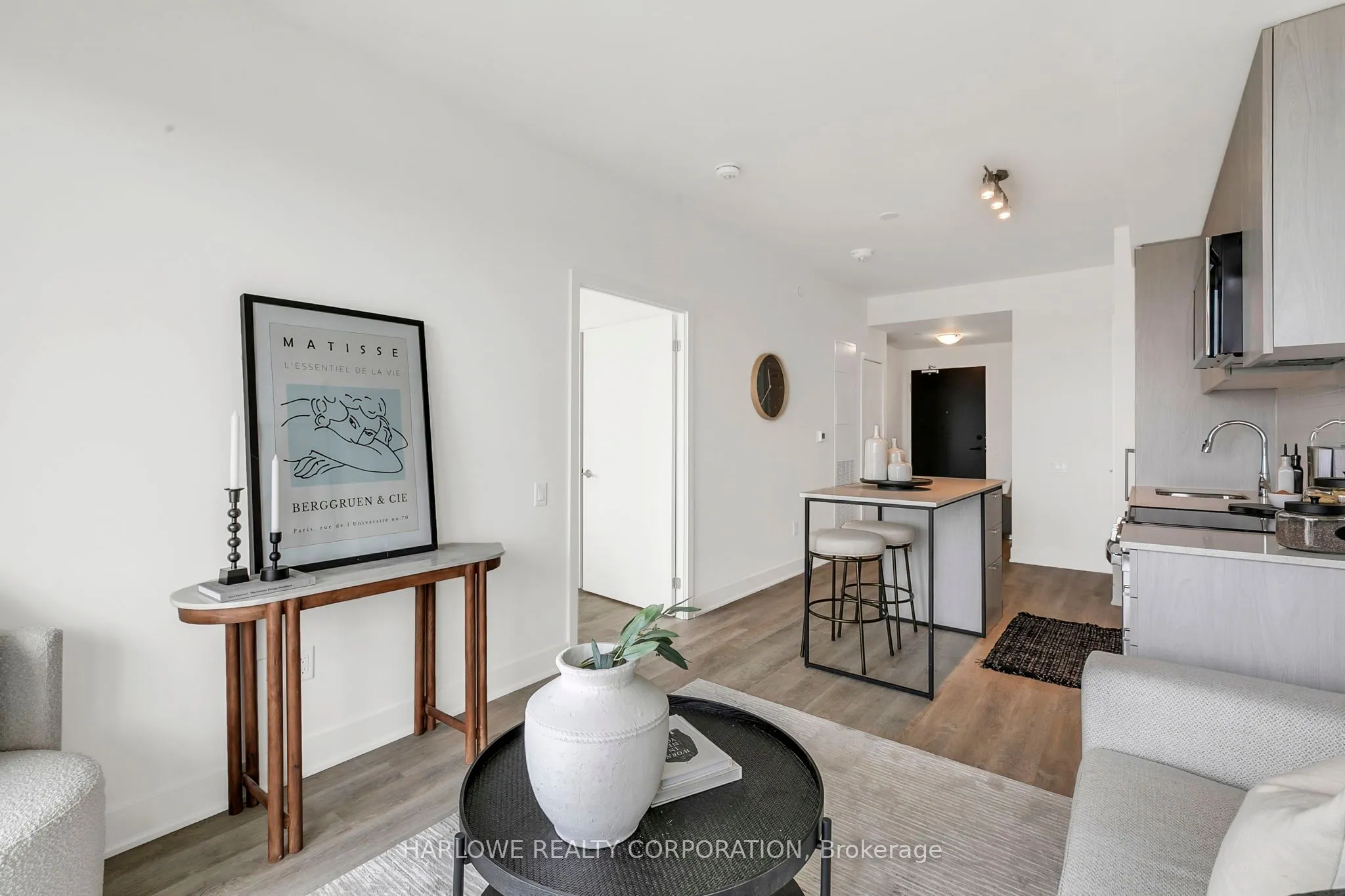 185 Deerfield Road, #1006