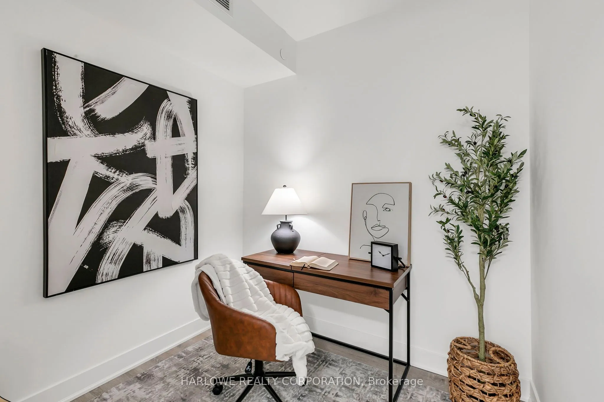 185 Deerfield Road, #1006