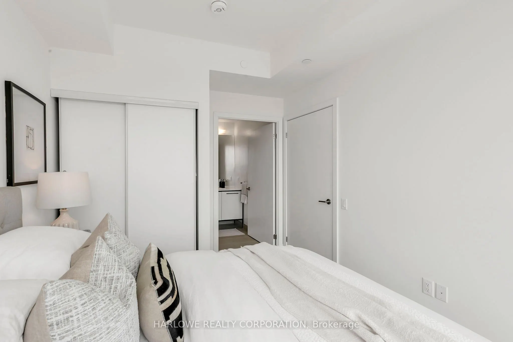 185 Deerfield Road, #1006