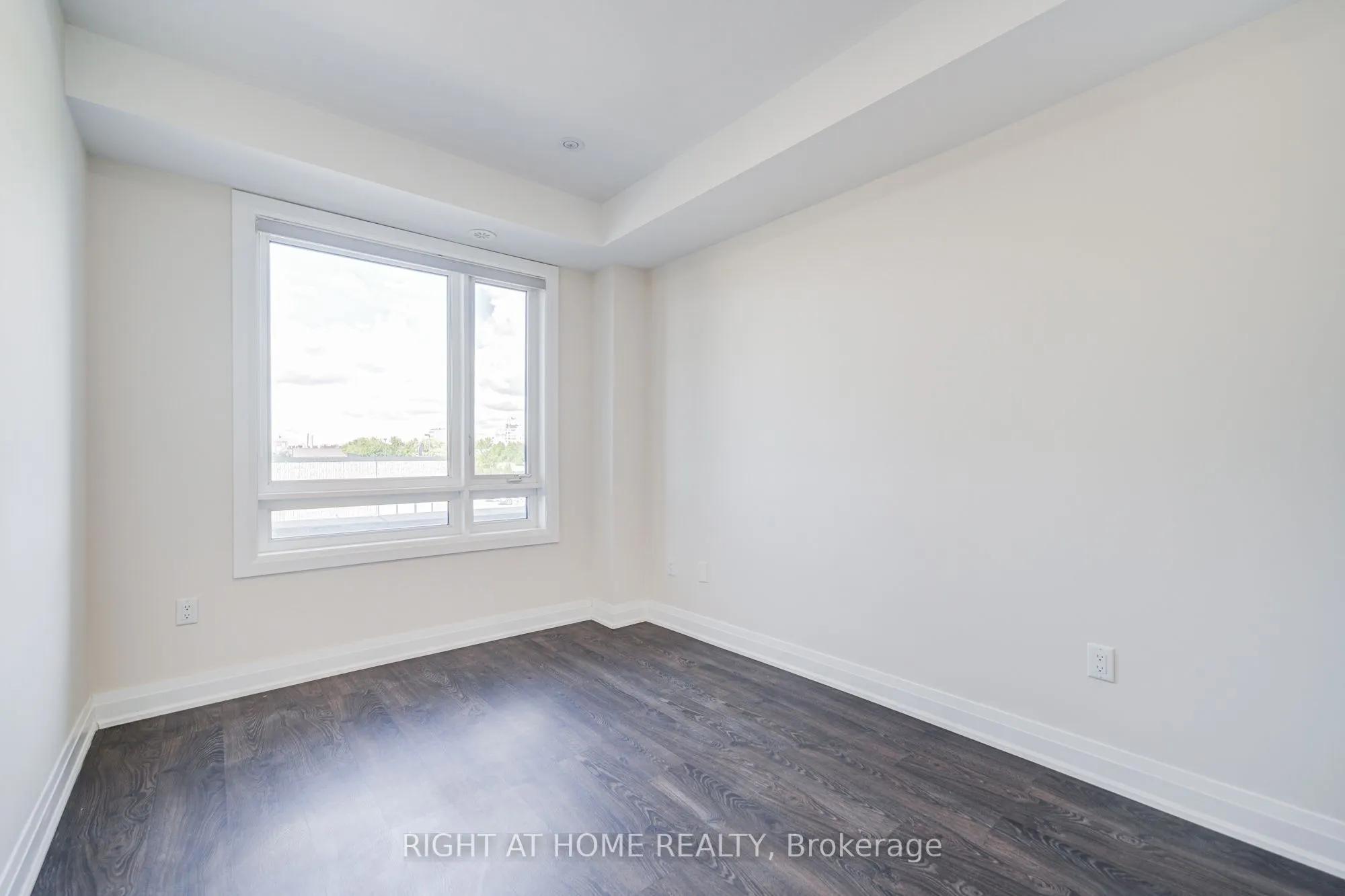 33 John Stocks Way, #UPPER