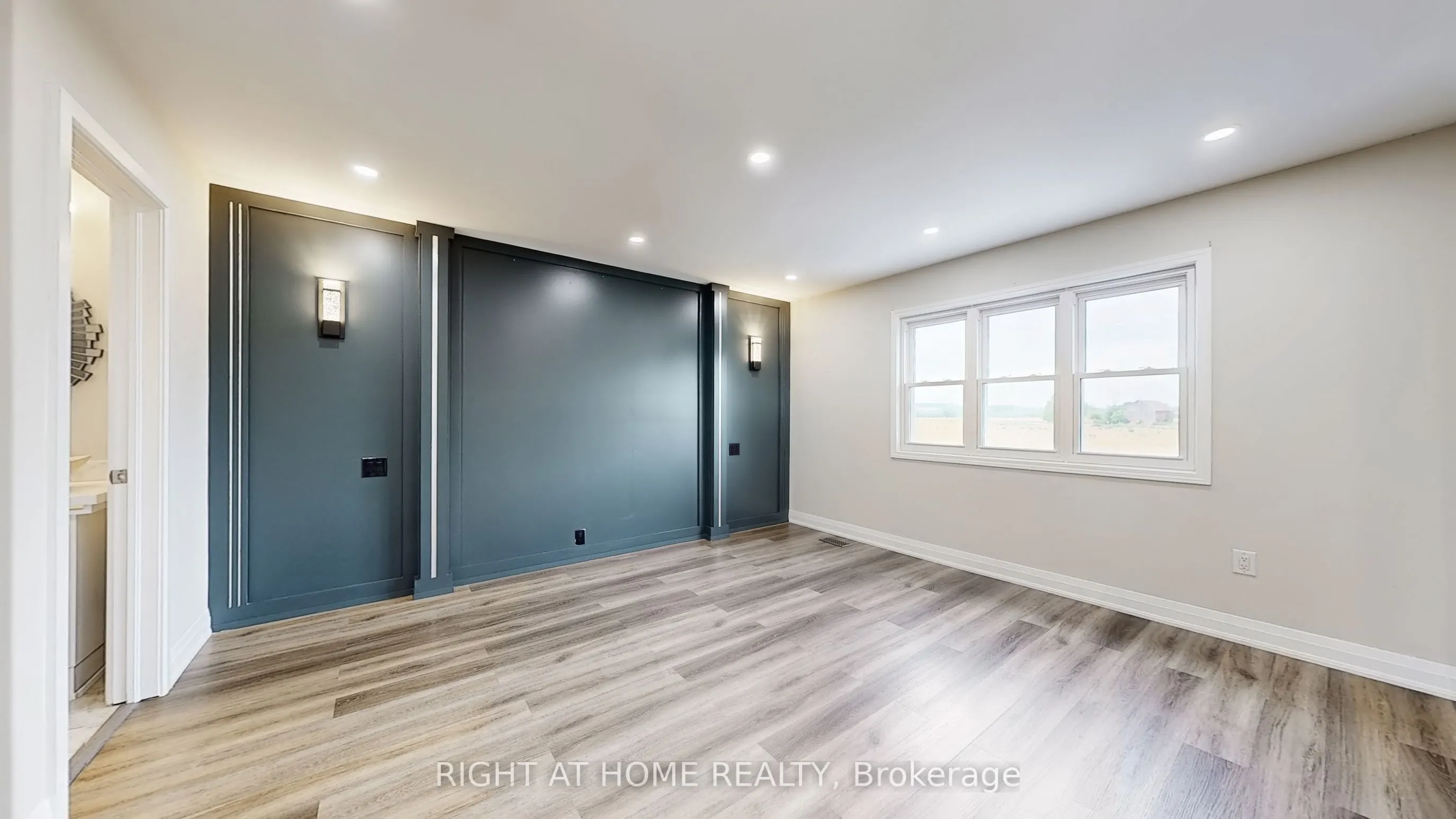12 John W Taylor Avenue