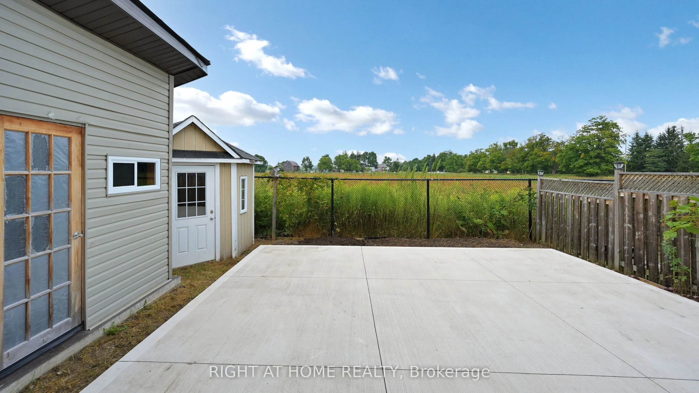 12 John W Taylor Avenue