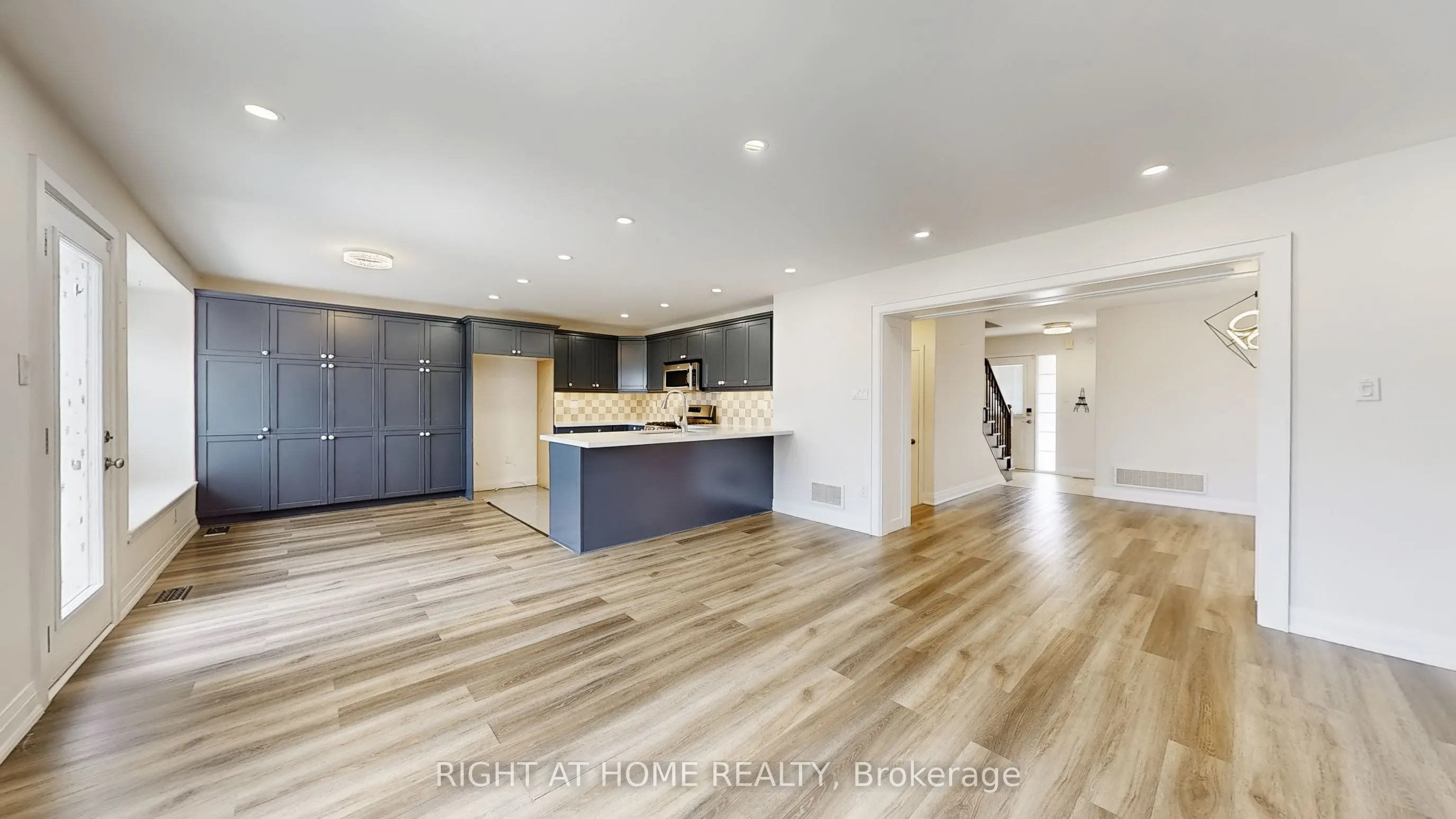12 John W Taylor Avenue