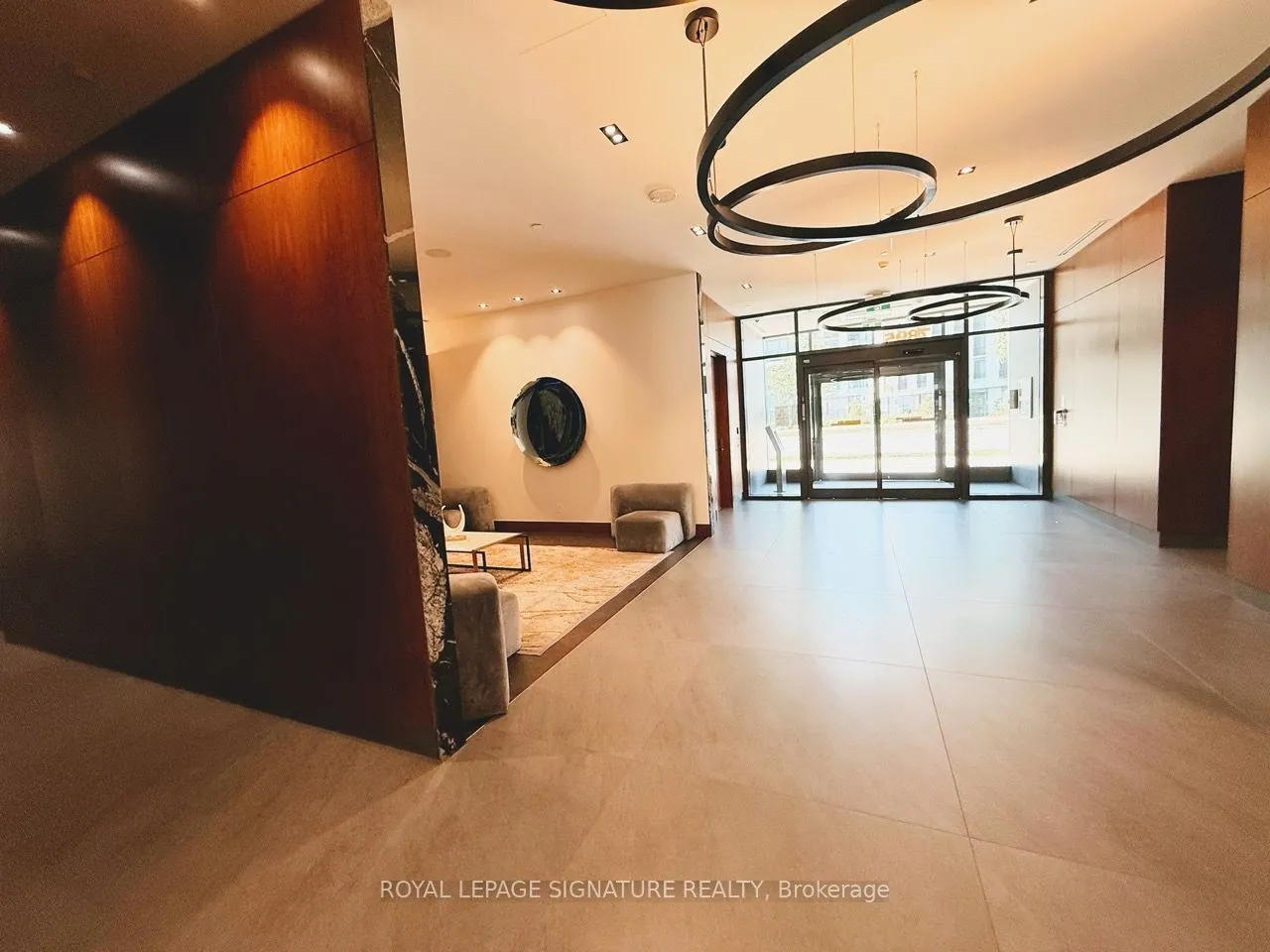 7895 Jane Street, #1009