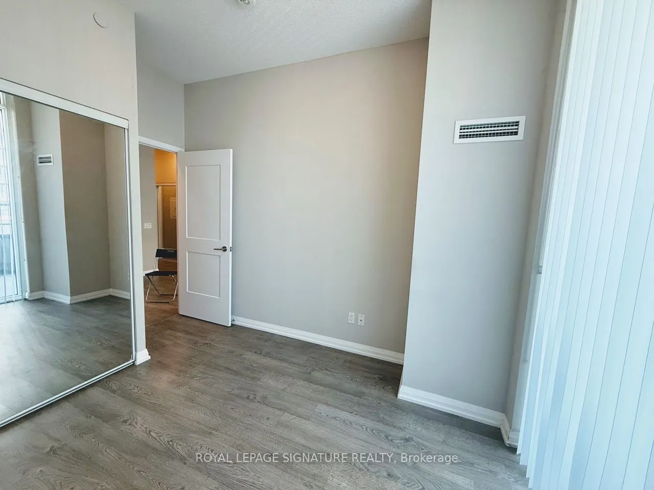 7895 Jane Street, #1009