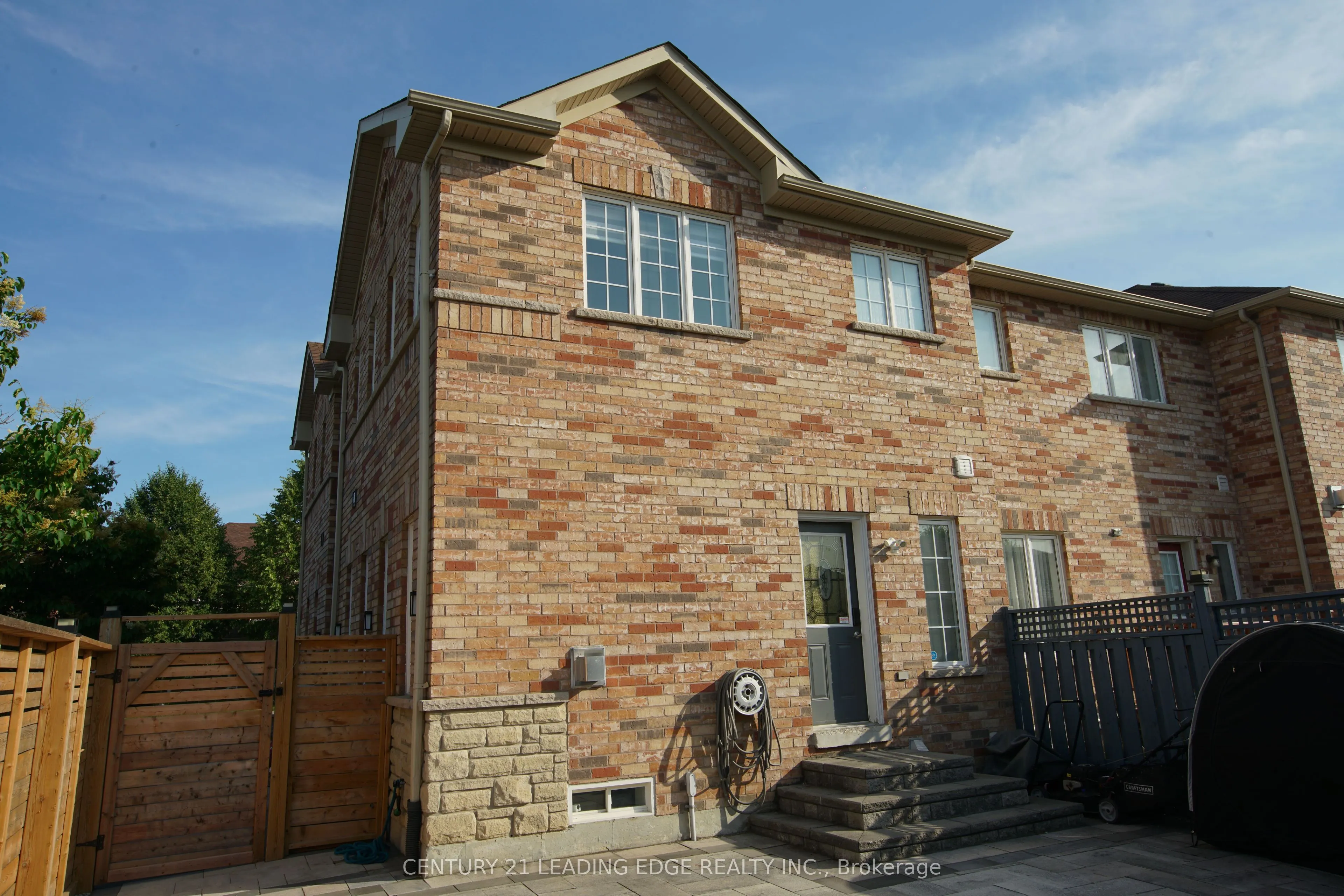 648 South Unionville Avenue
