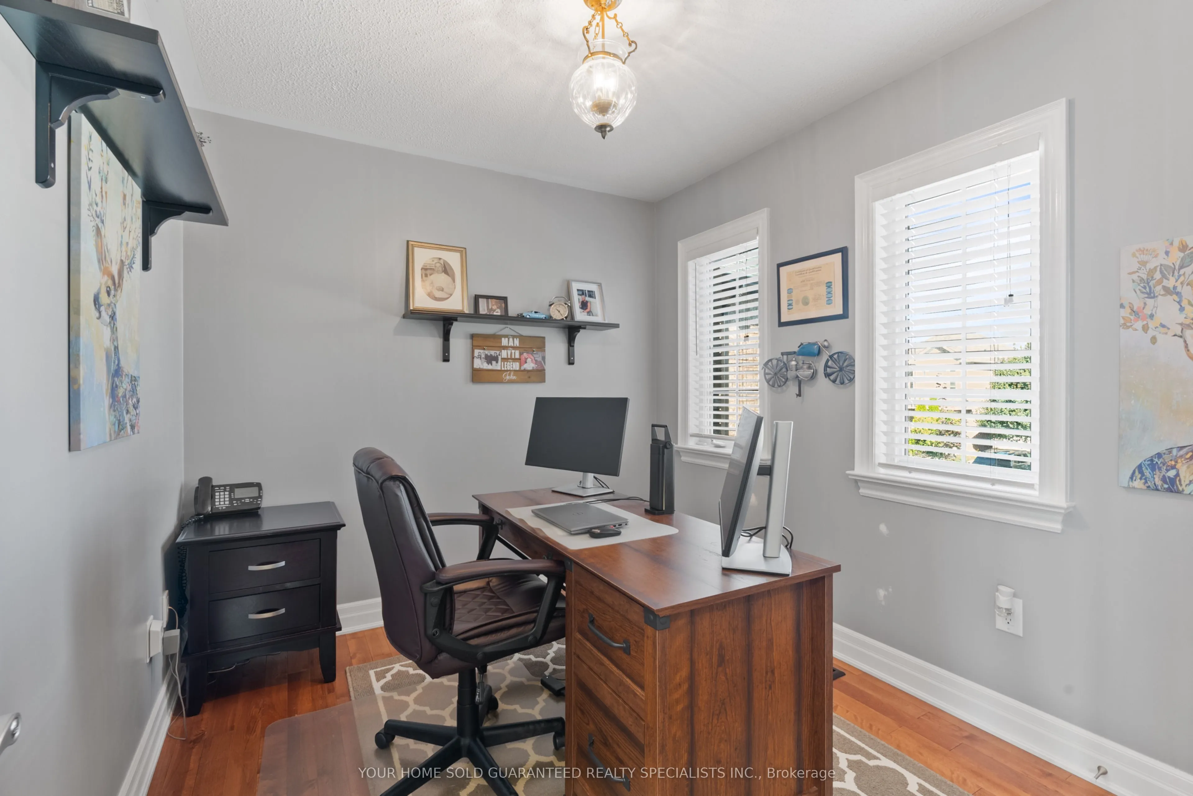 77 Beaverbrook Crescent