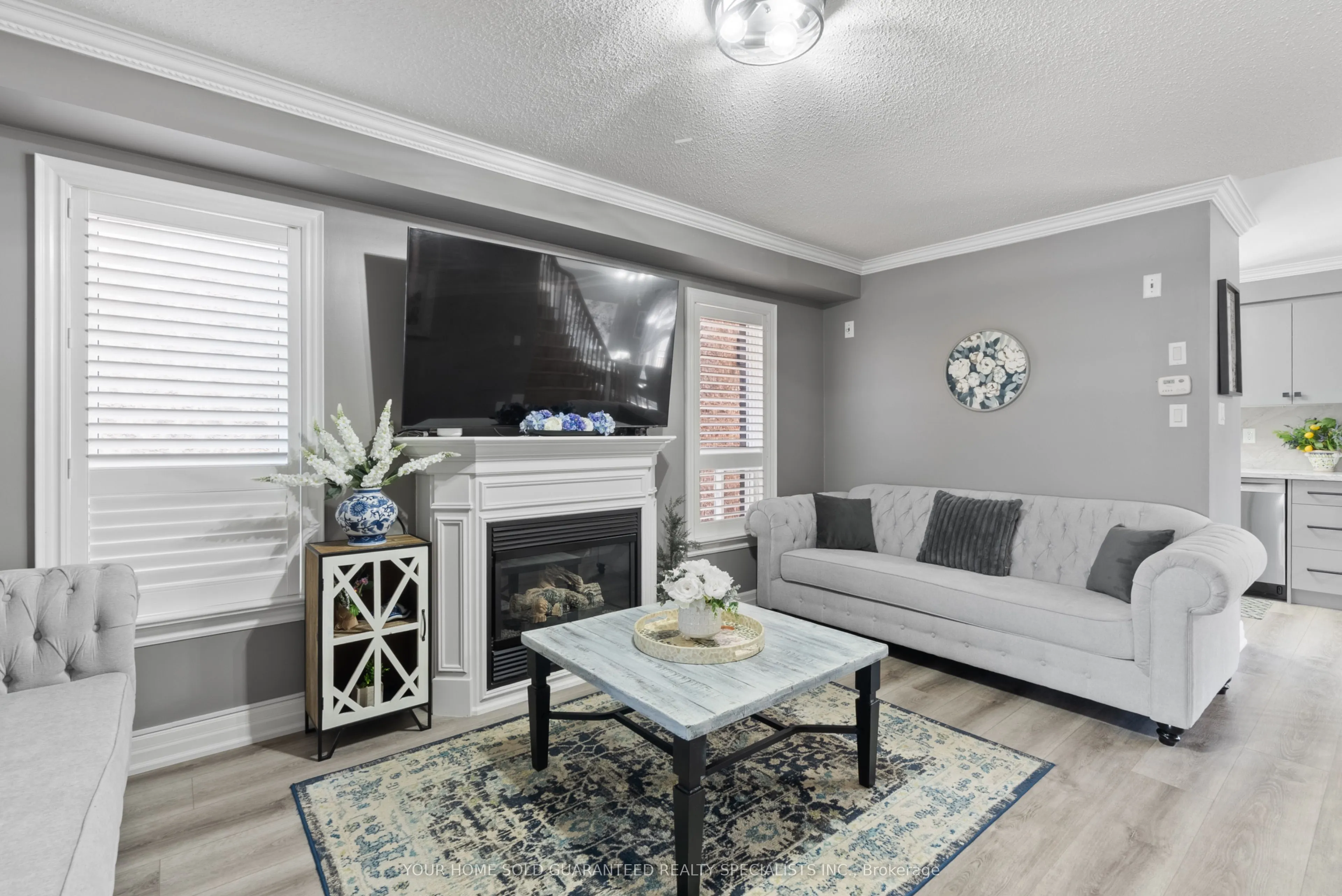 77 Beaverbrook Crescent
