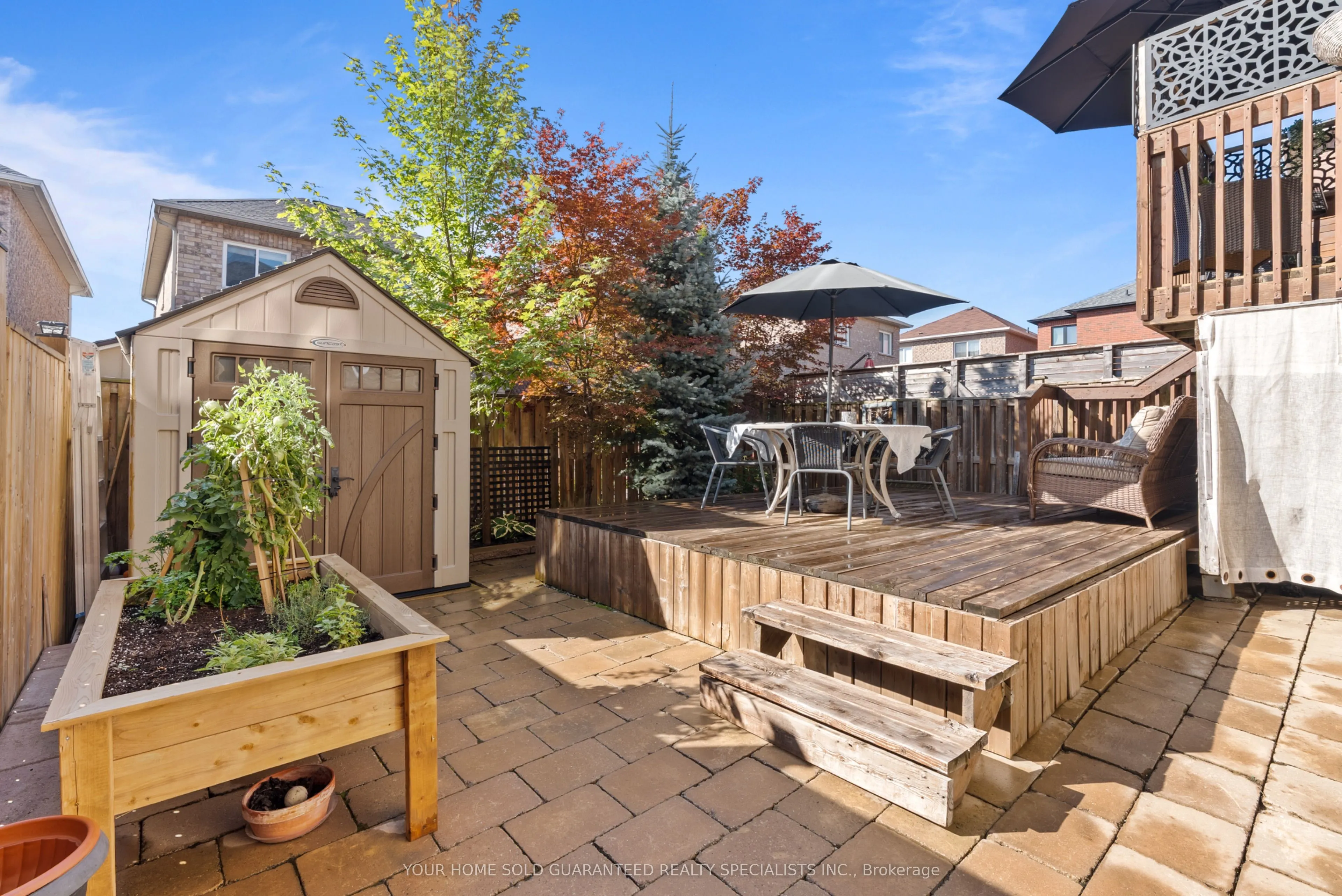 77 Beaverbrook Crescent