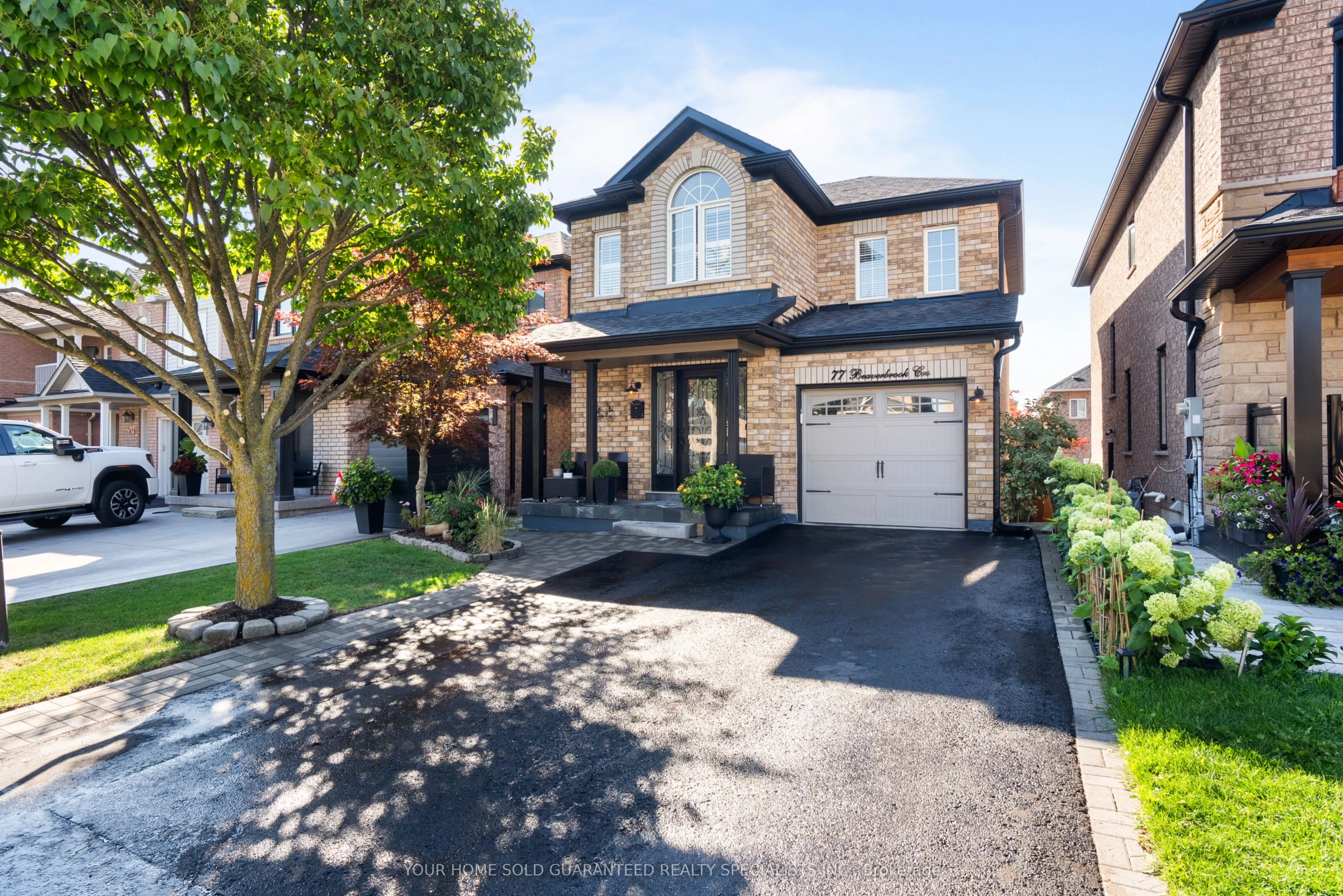 77 Beaverbrook Crescent