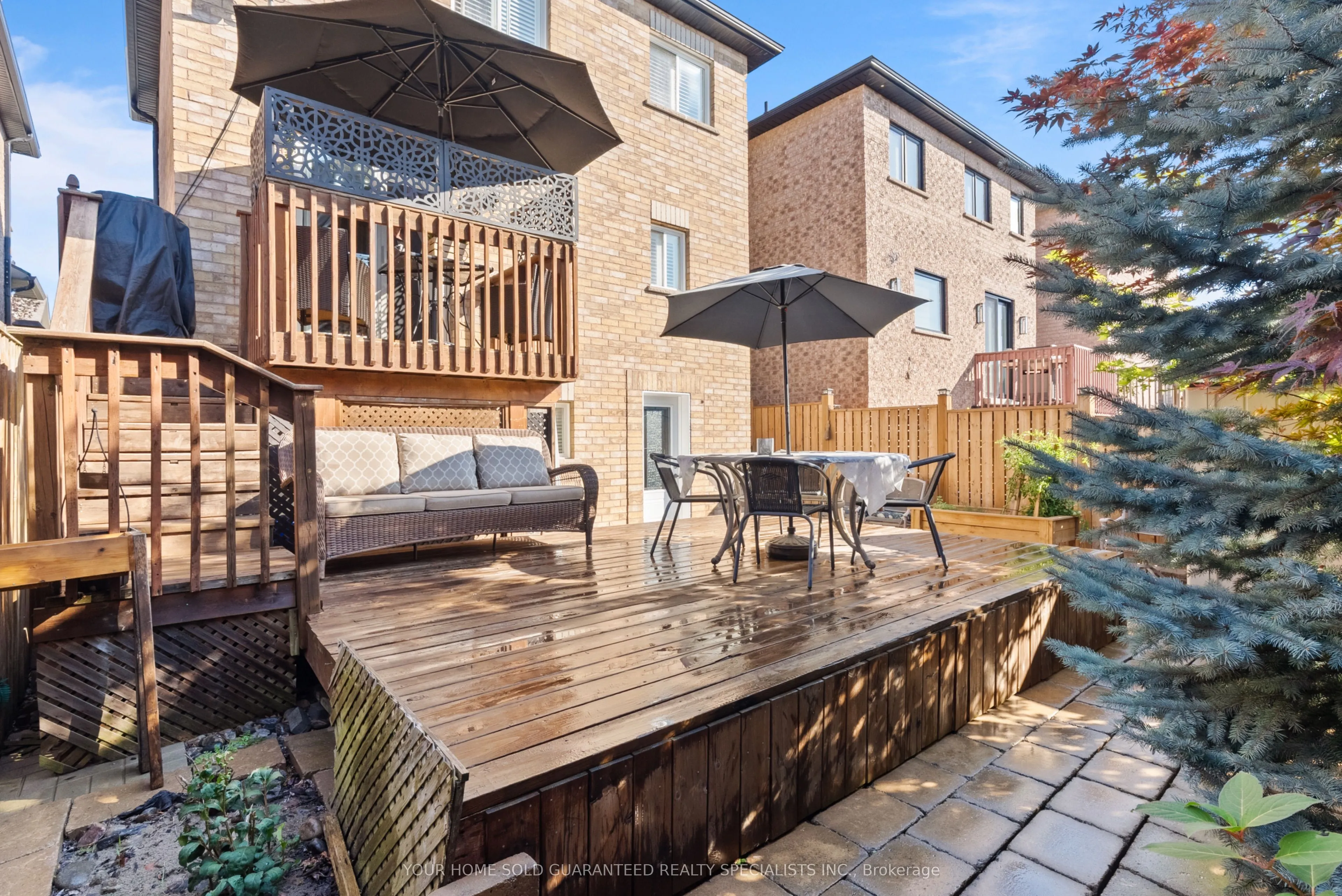 77 Beaverbrook Crescent