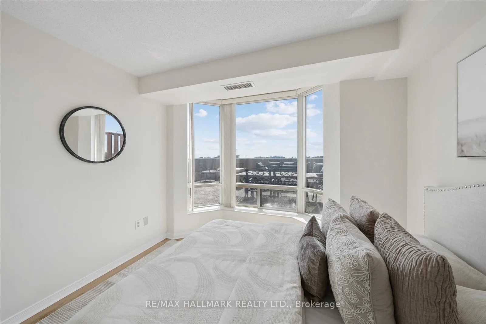 175 Cedar Avenue, #704