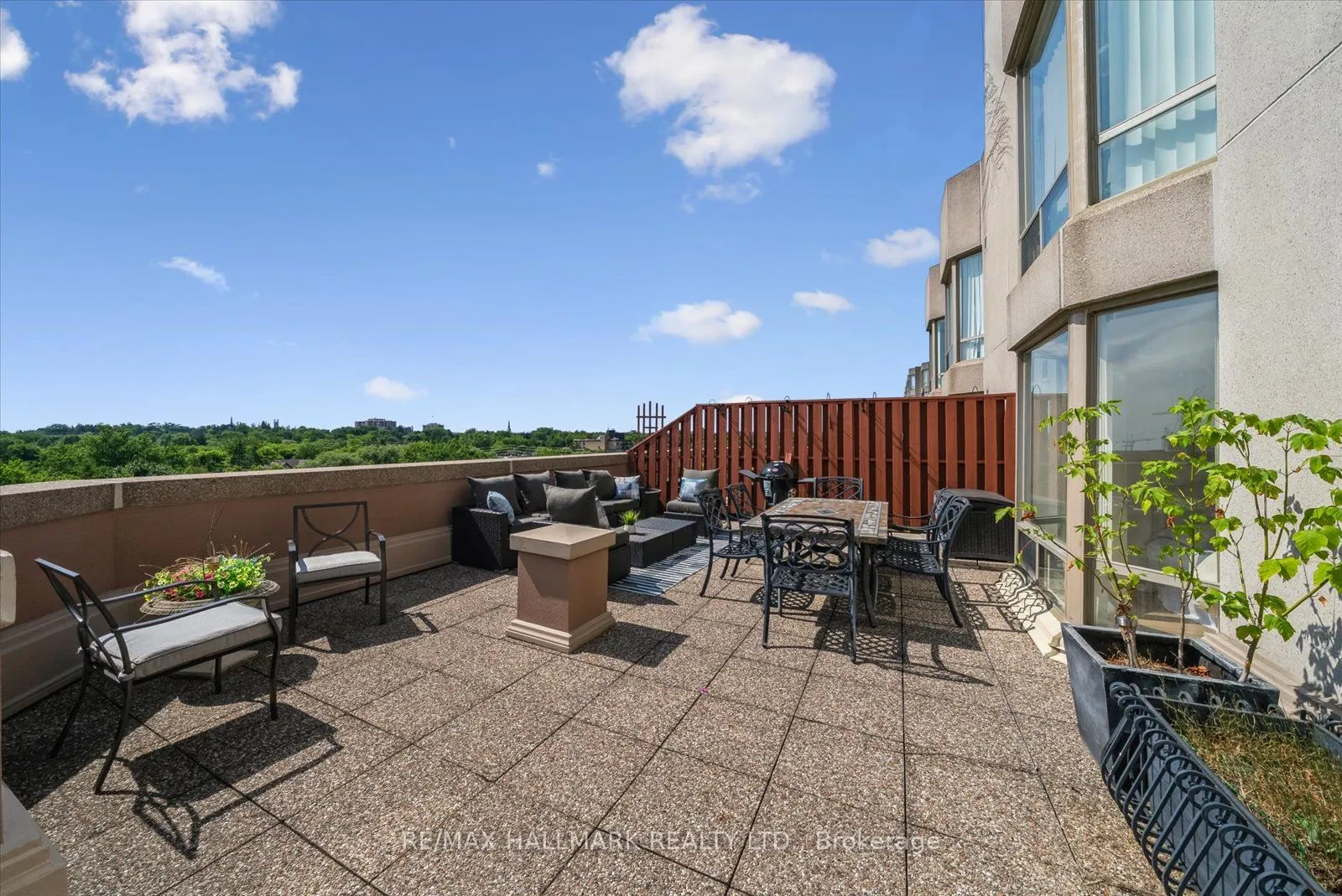 175 Cedar Avenue, #704