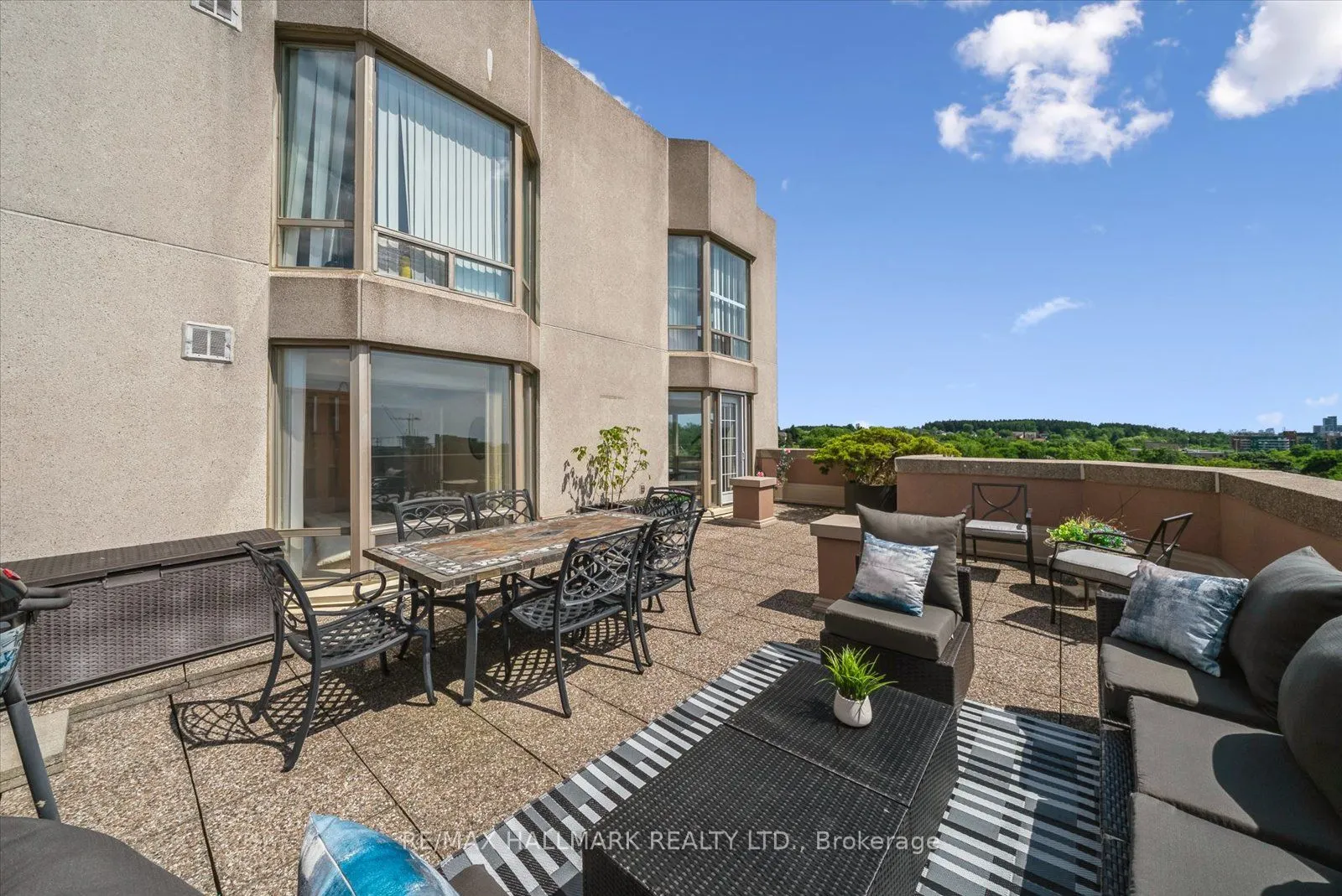 175 Cedar Avenue, #704