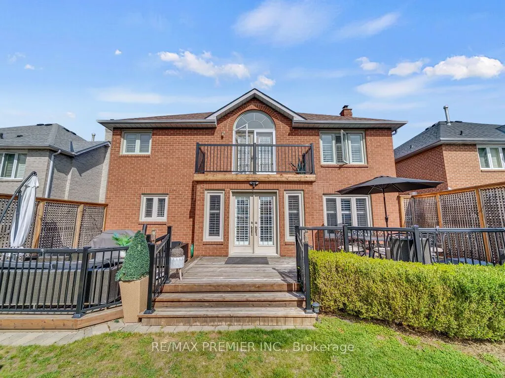 606 Brooker Ridge