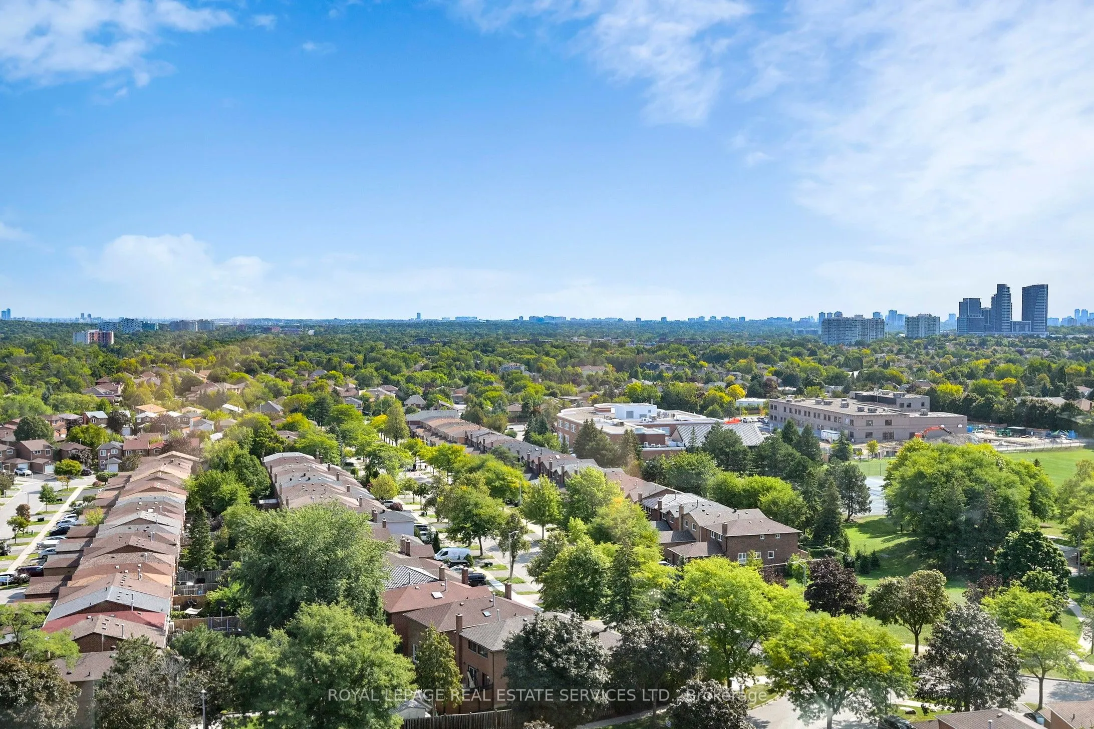 7601 Bathurst Street, #1201