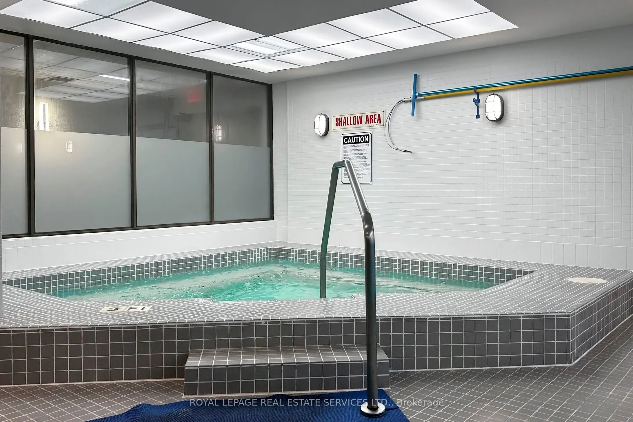 7601 Bathurst Street, #1201