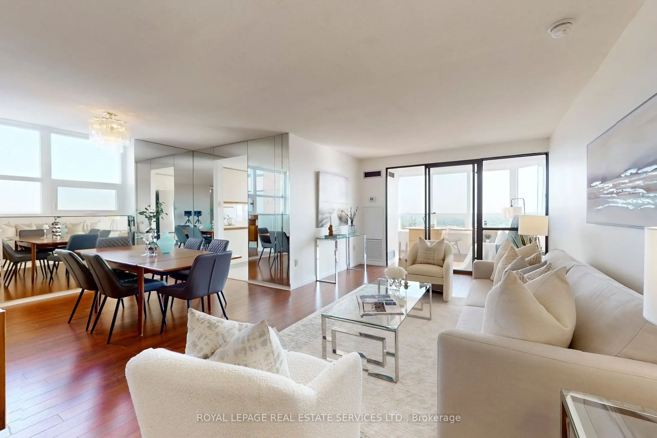 7601 Bathurst Street, #1201