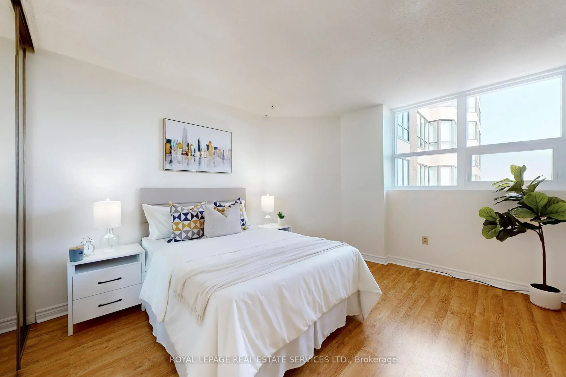 7601 Bathurst Street, #1201