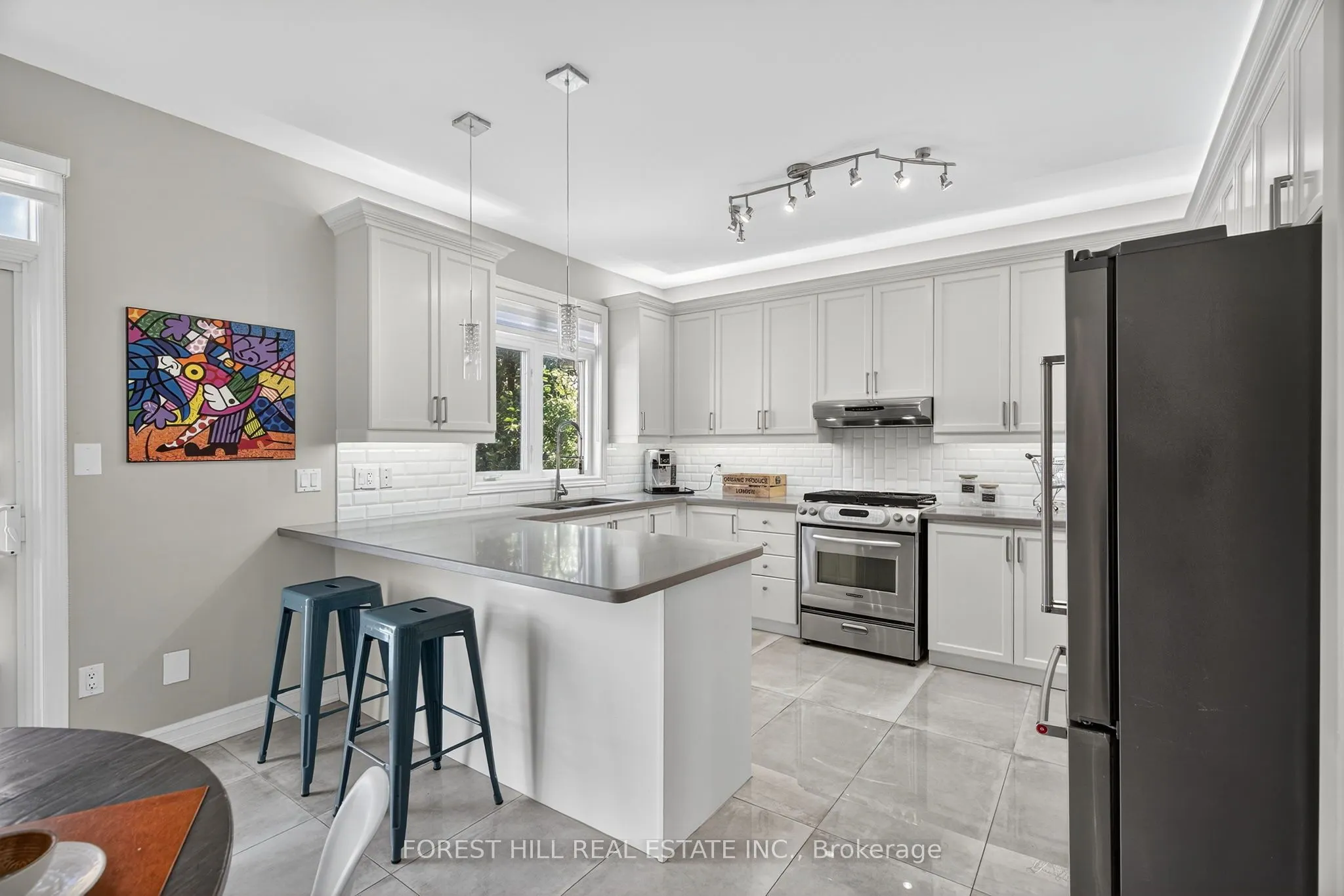 54 Hendel Drive