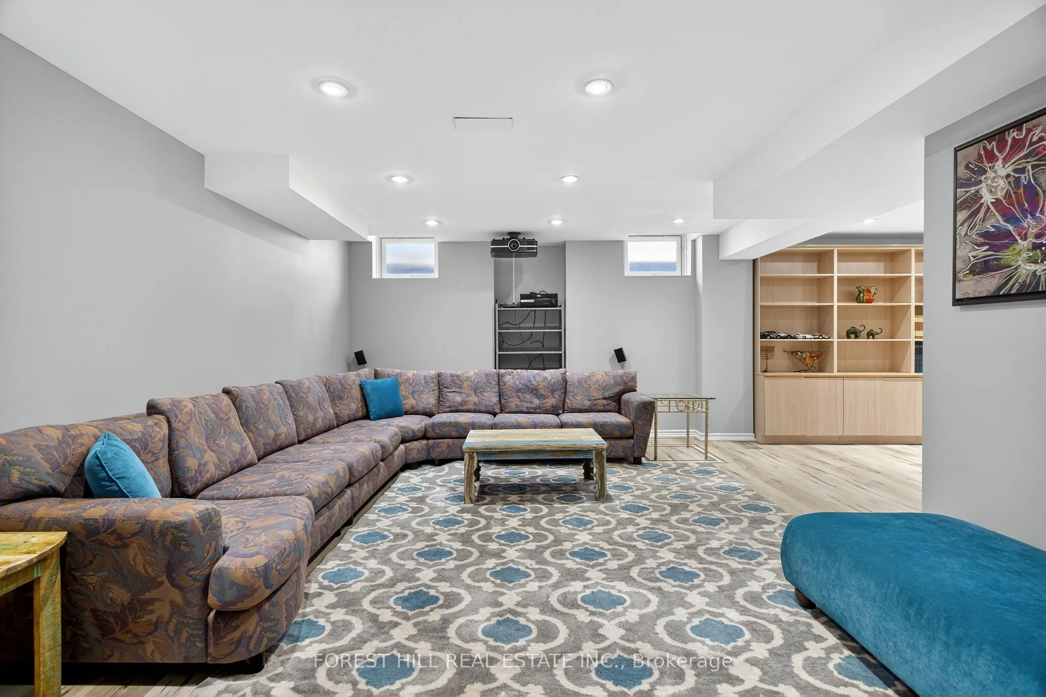 54 Hendel Drive