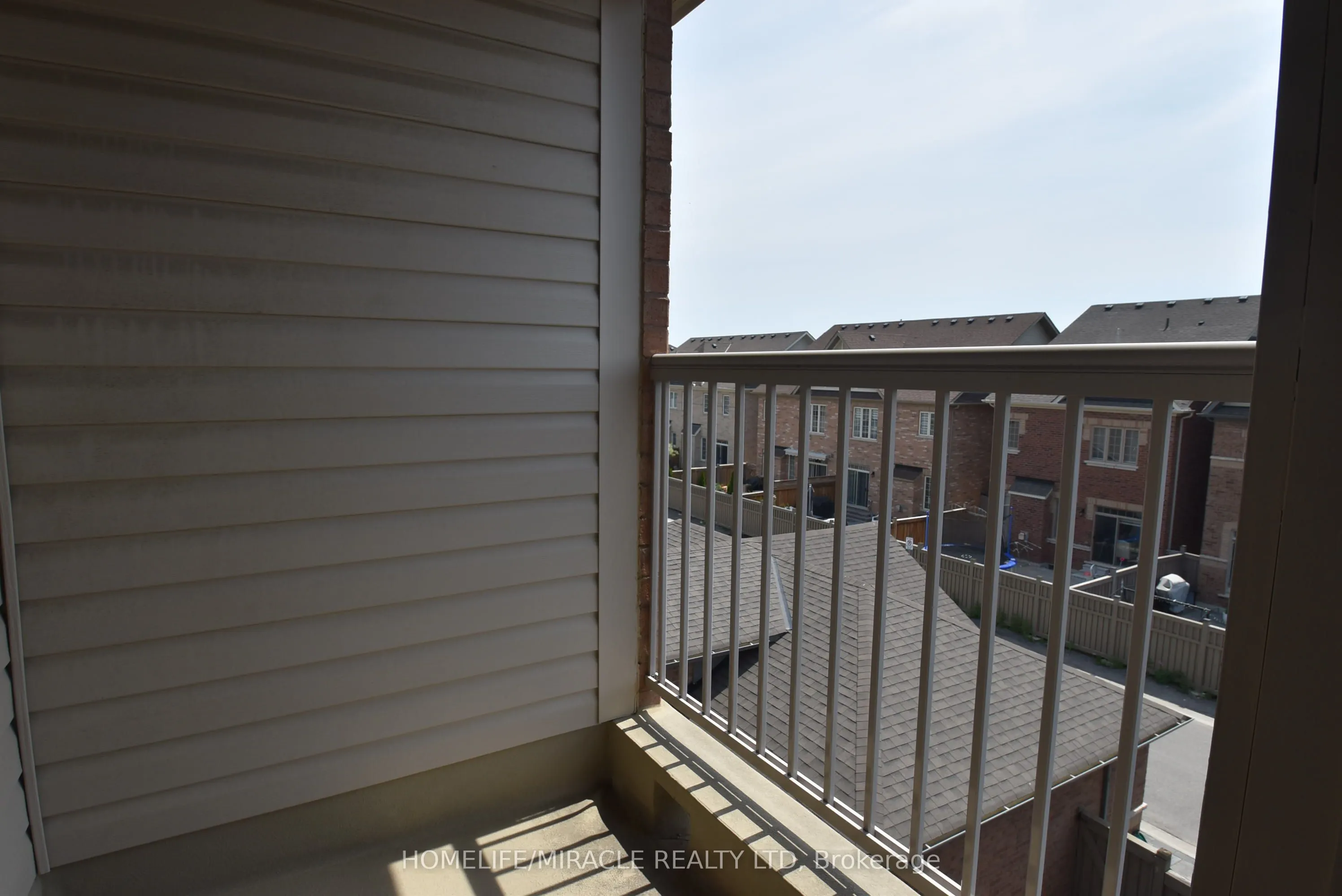 183 East's Corners Boulevard