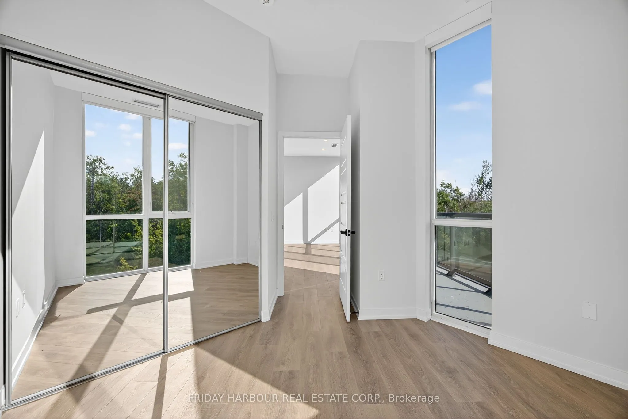 415 Sea Ray Avenue S, #450