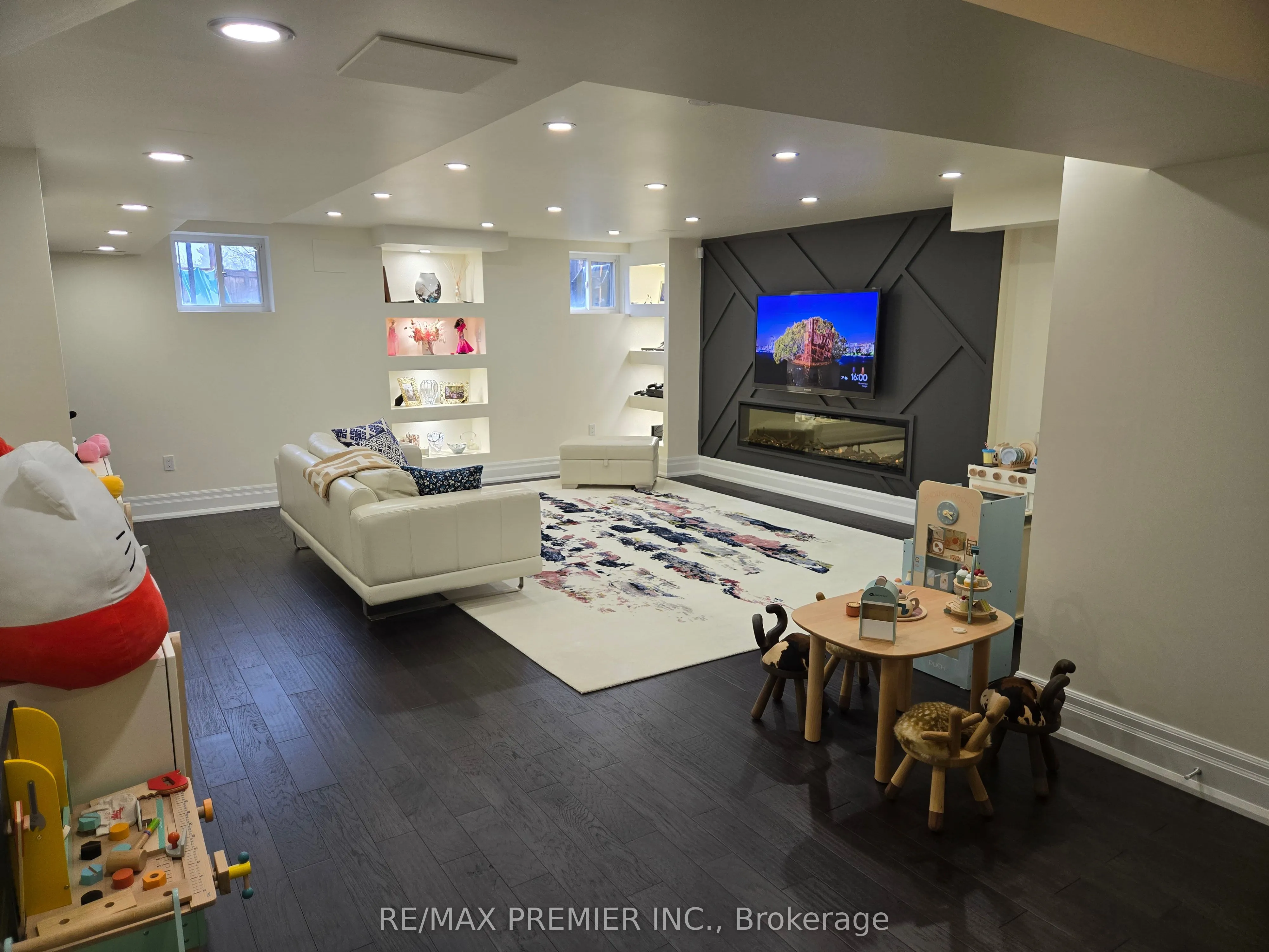 348 Poetry Drive