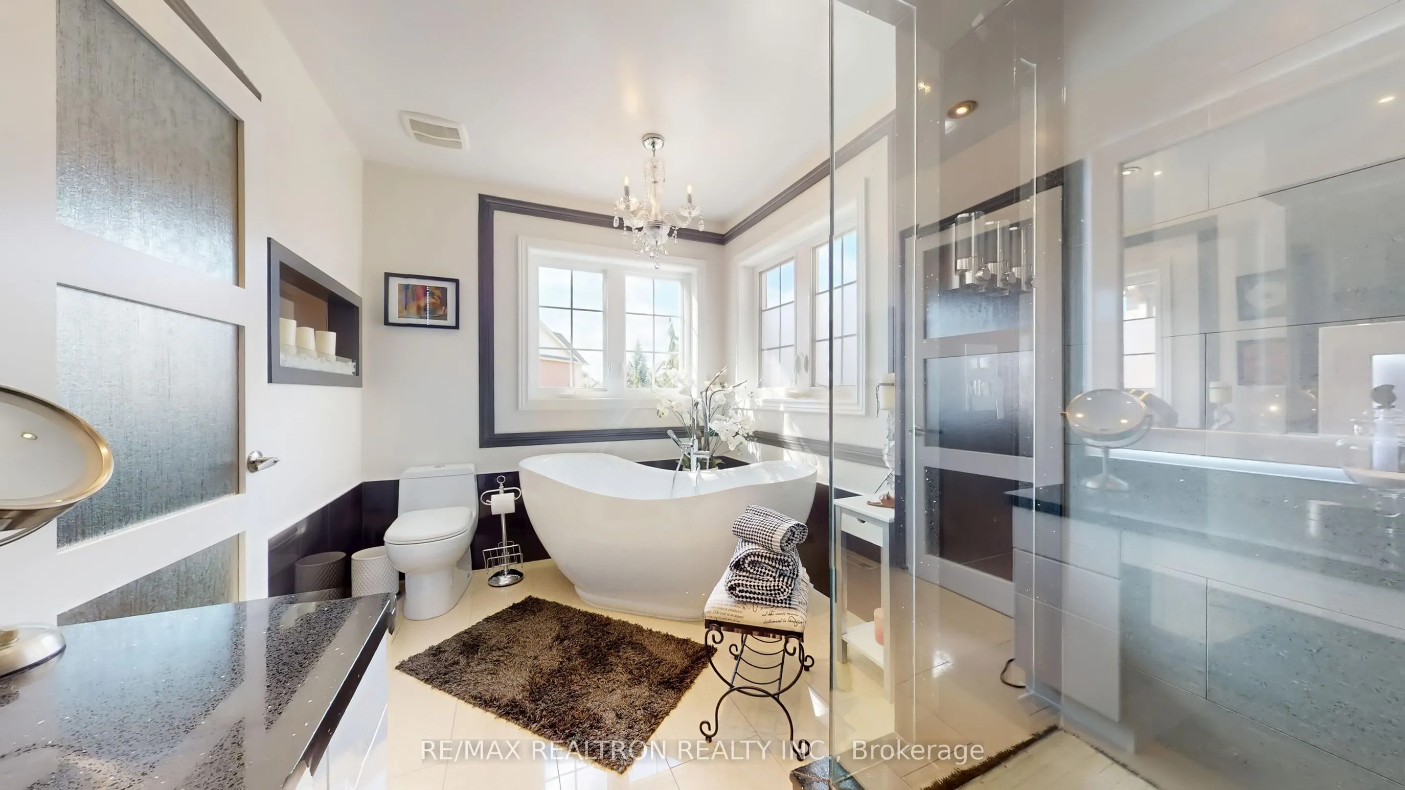 85 Longwood Avenue