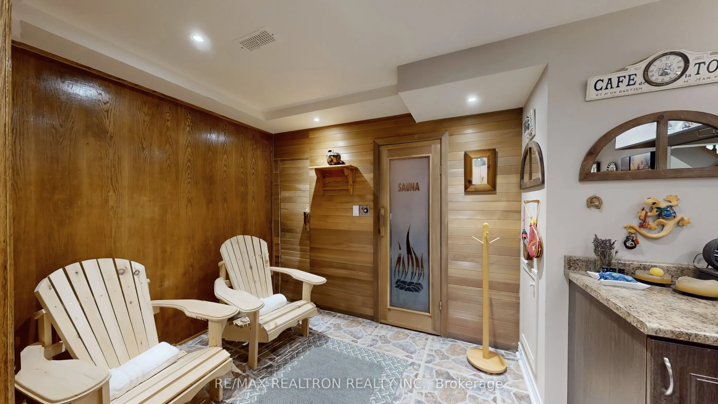 85 Longwood Avenue