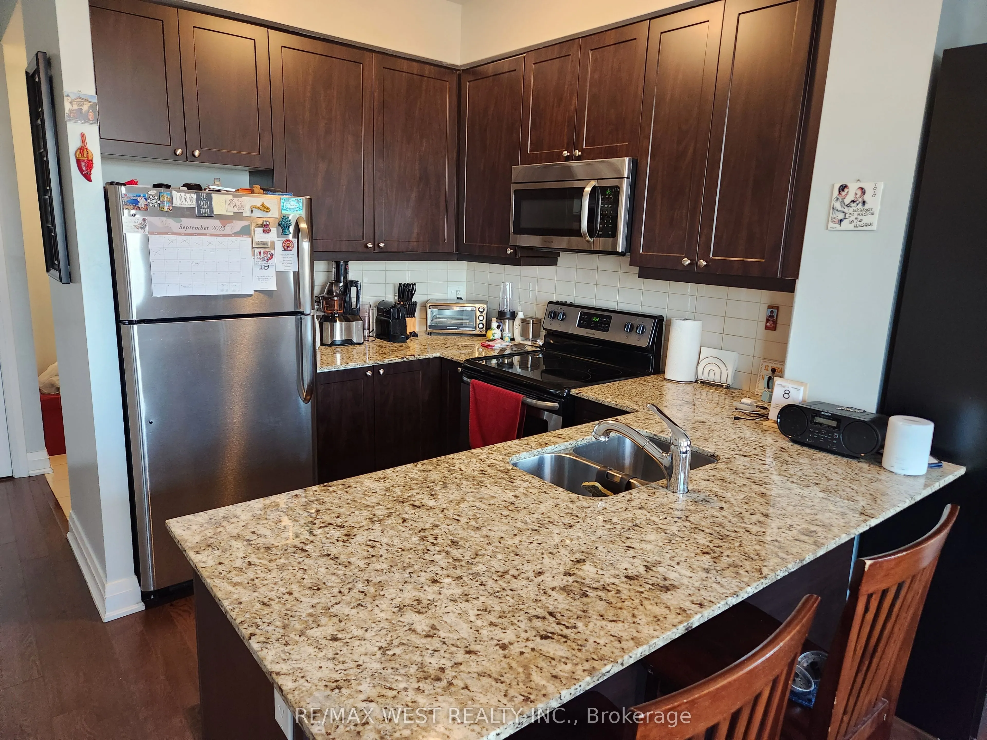 24 Woodstream Boulevard, #613