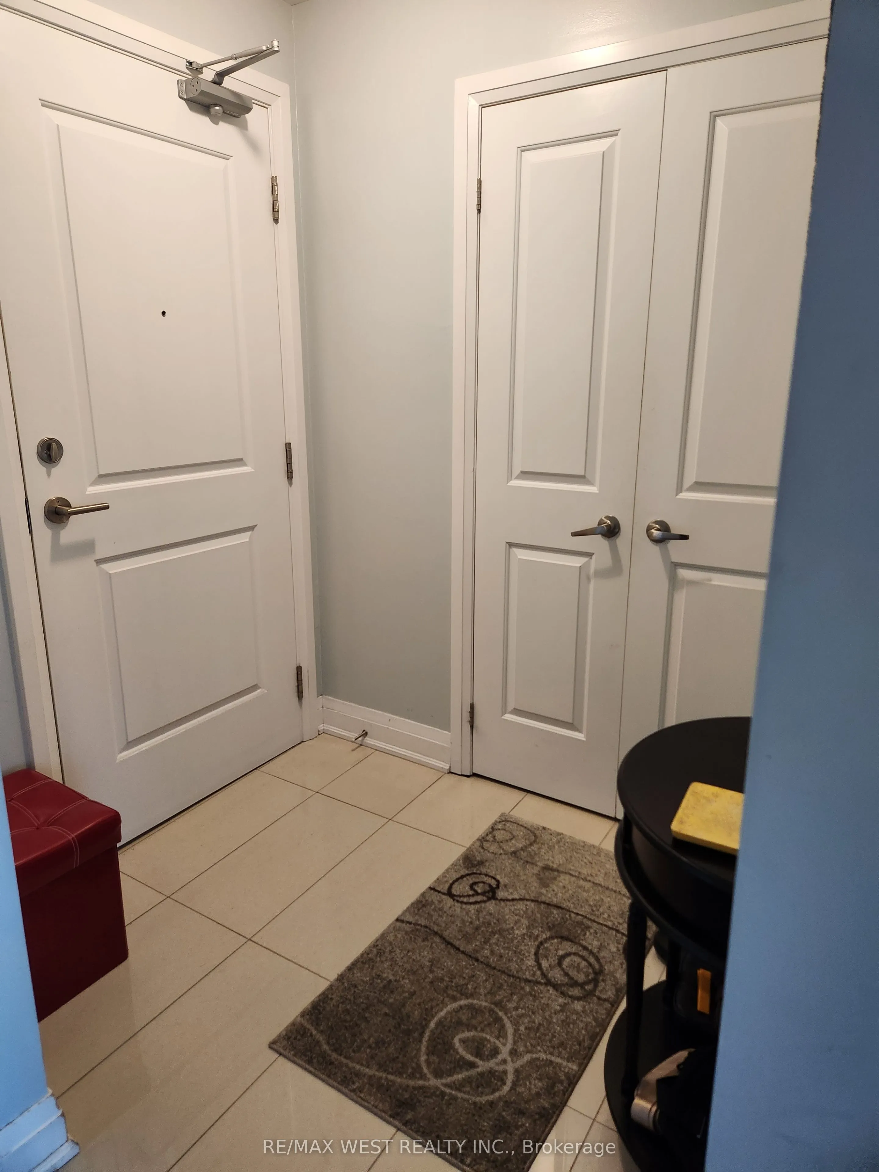 24 Woodstream Boulevard, #613