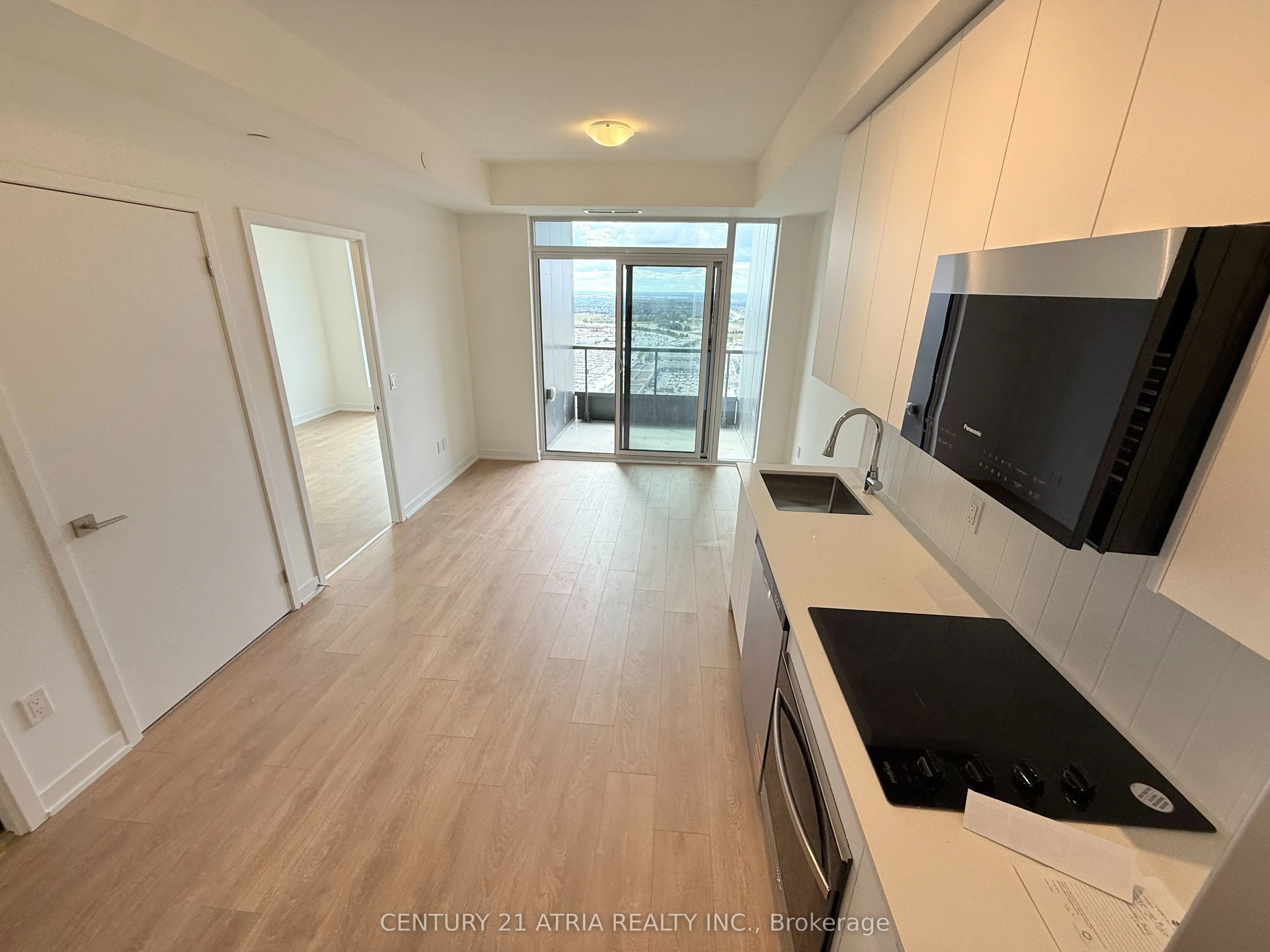 10 Abeja Street N, #2608