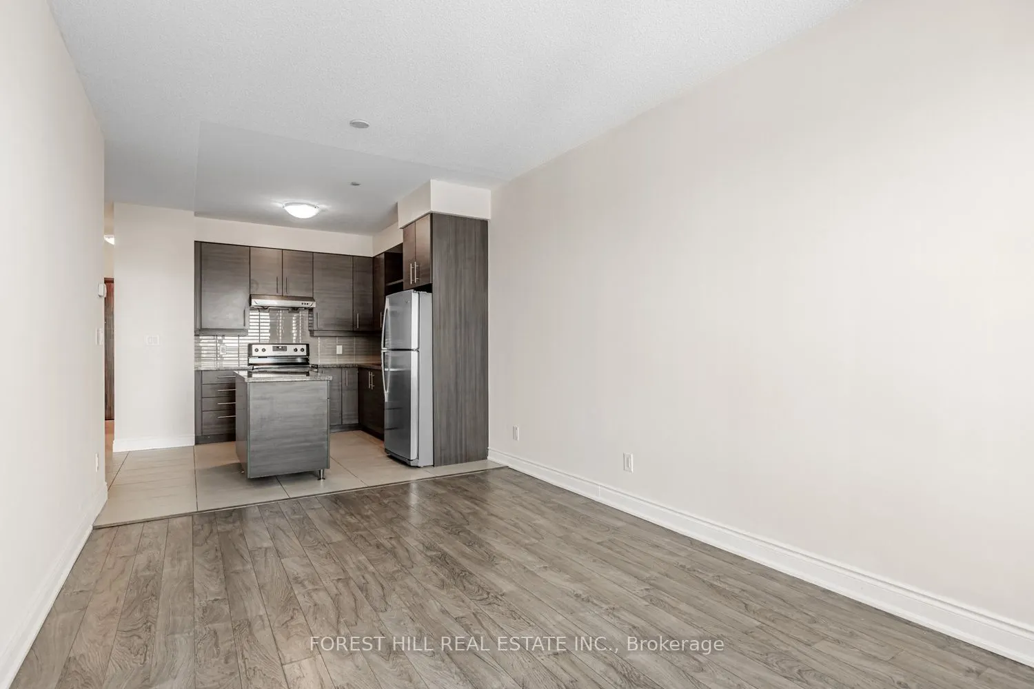 277 South Park Road, #1203