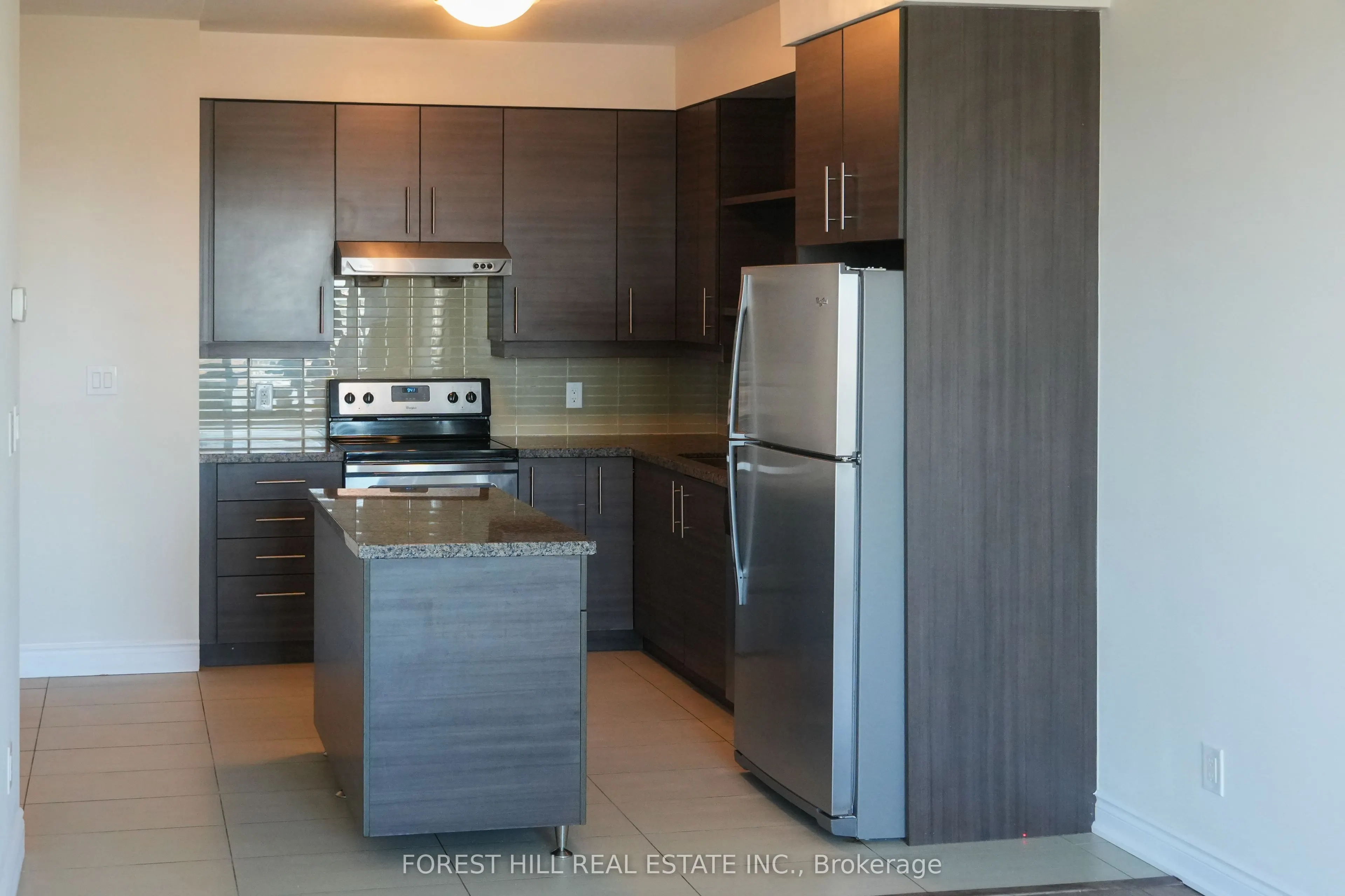 277 South Park Road, #1203