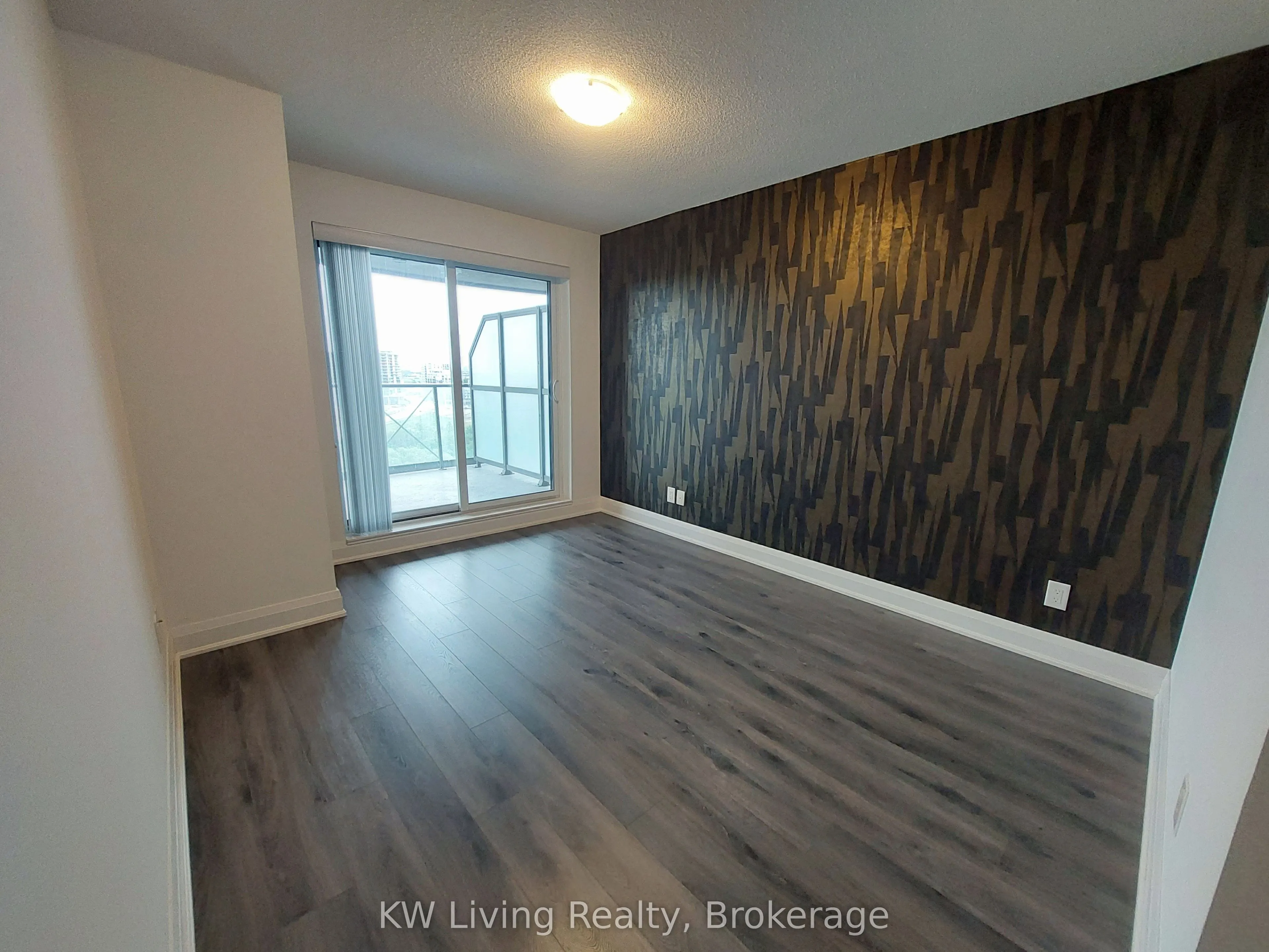 1 Uptown Drive, #1802