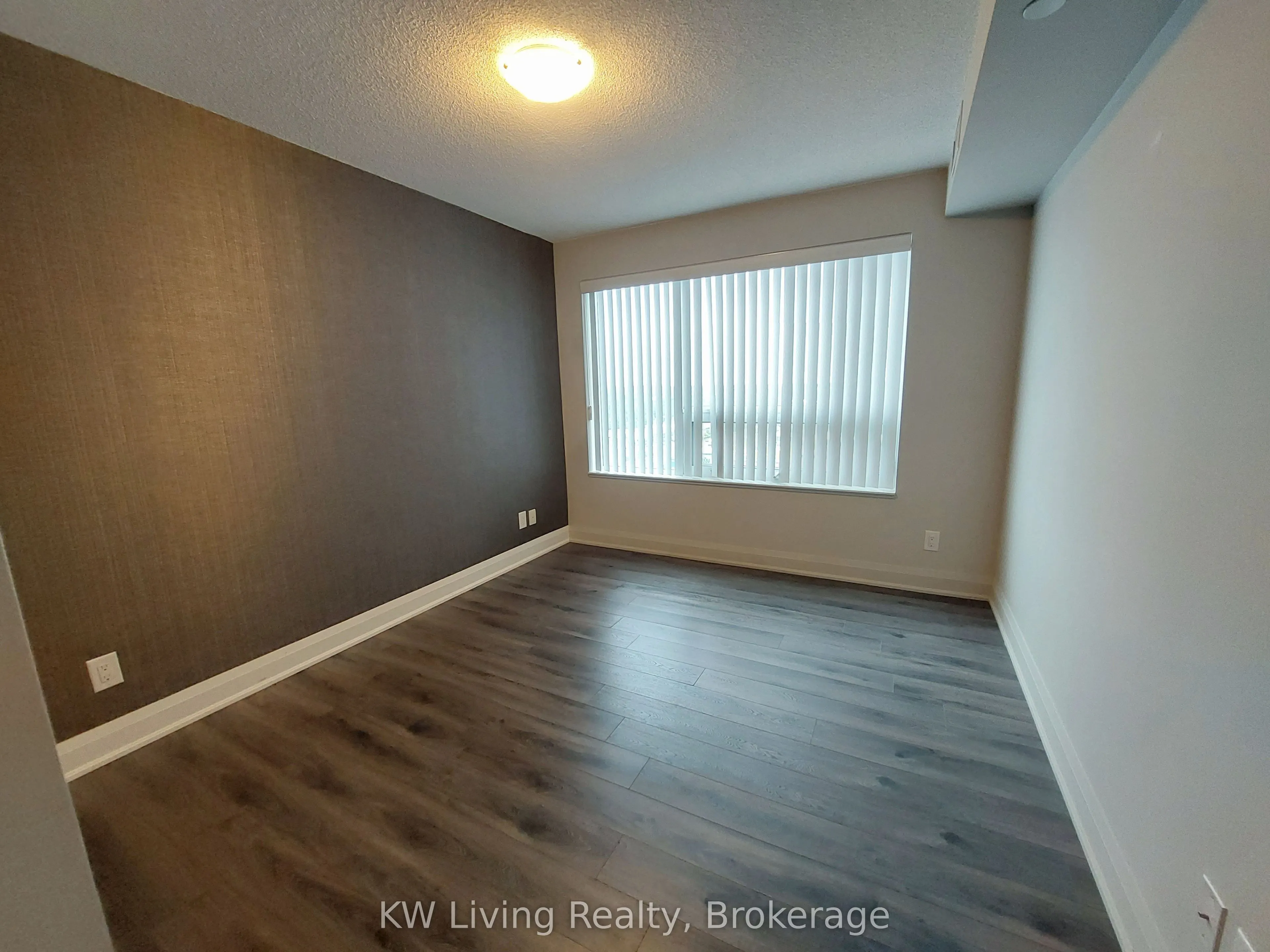 1 Uptown Drive, #1802
