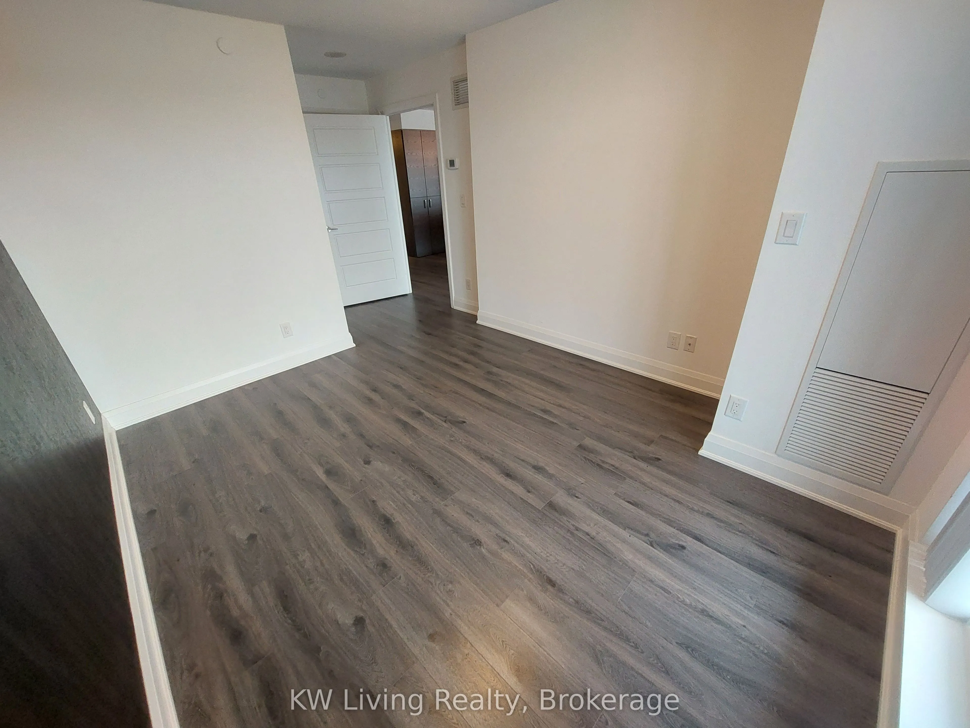 1 Uptown Drive, #1802