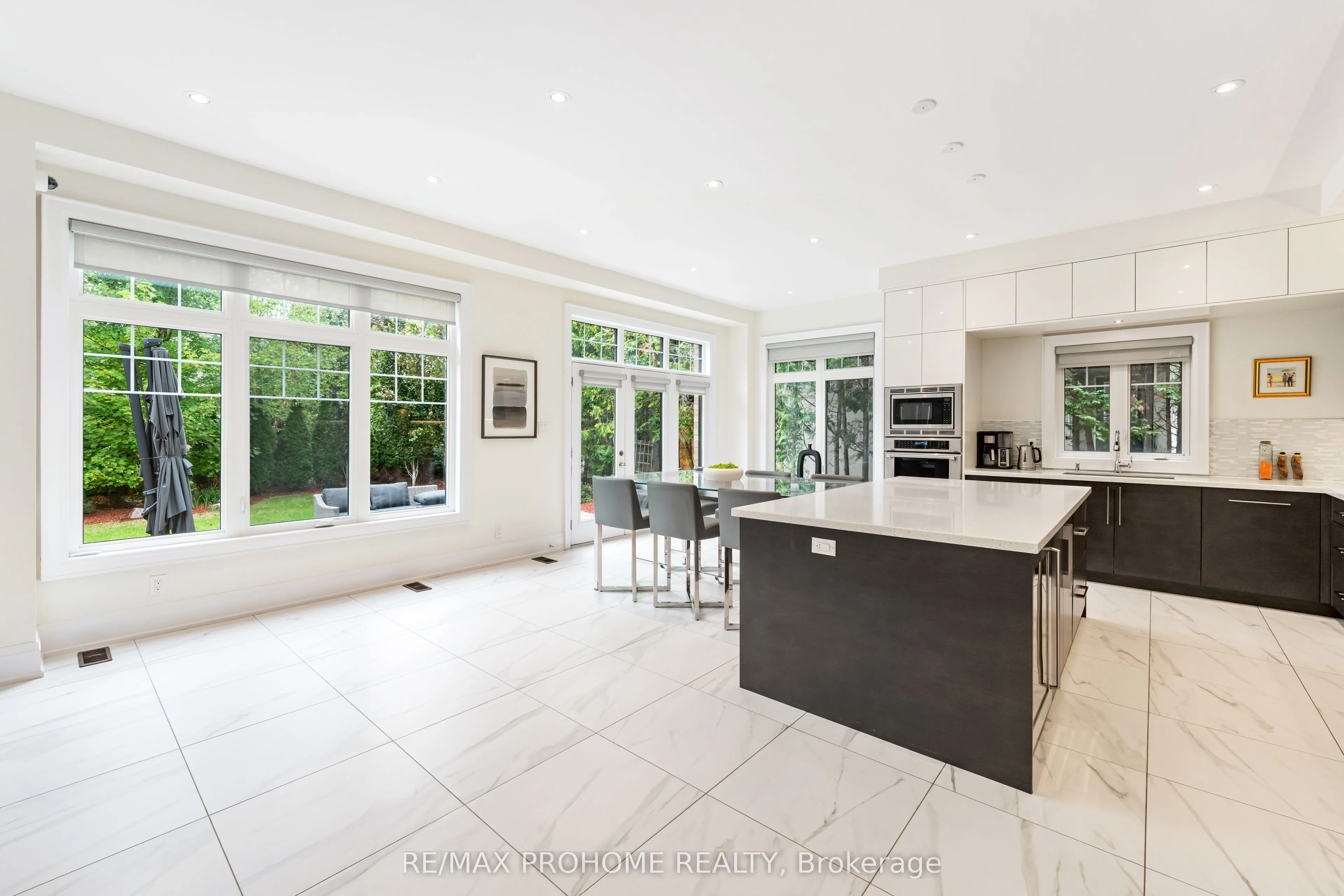 17 Alma Walker Way