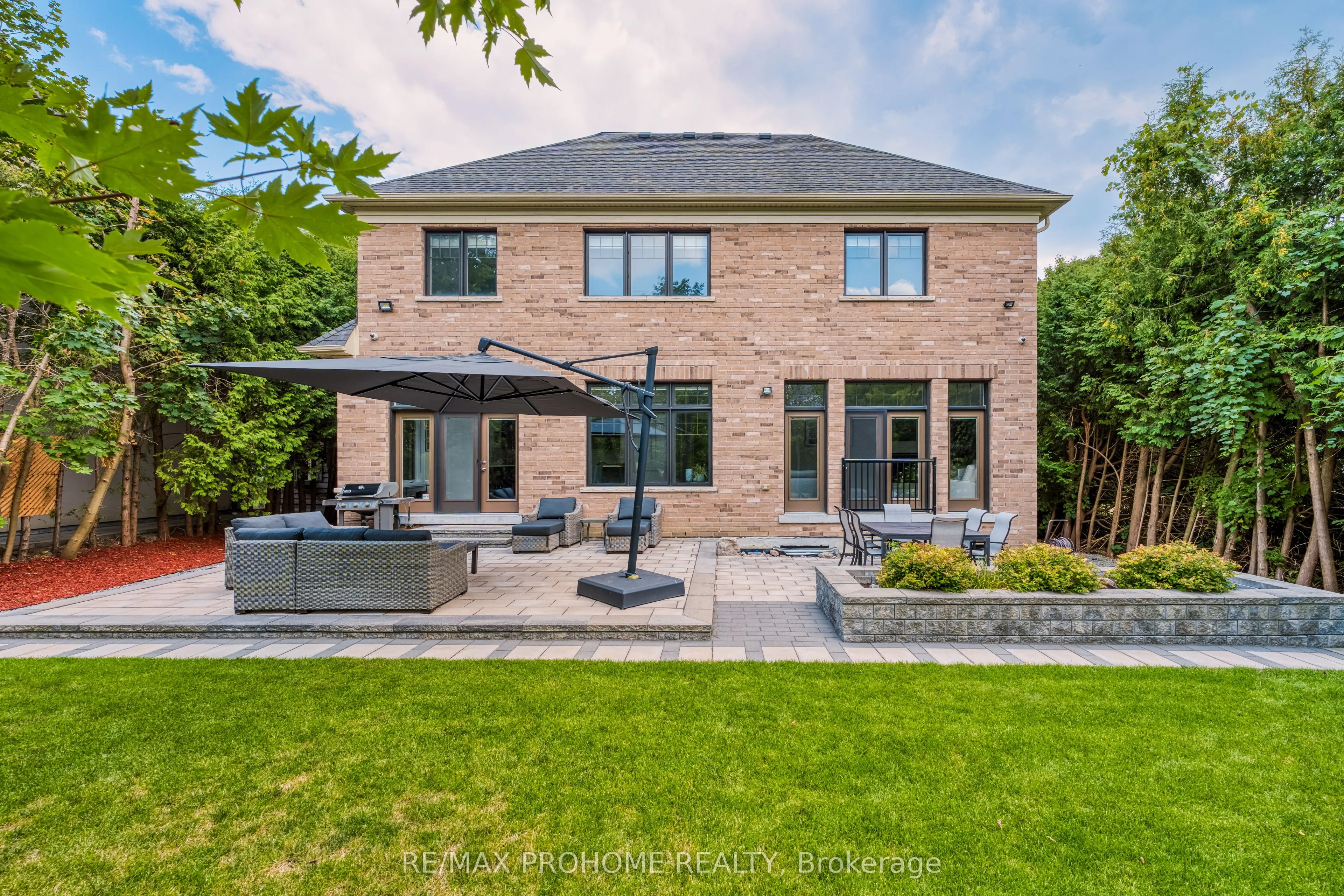 17 Alma Walker Way