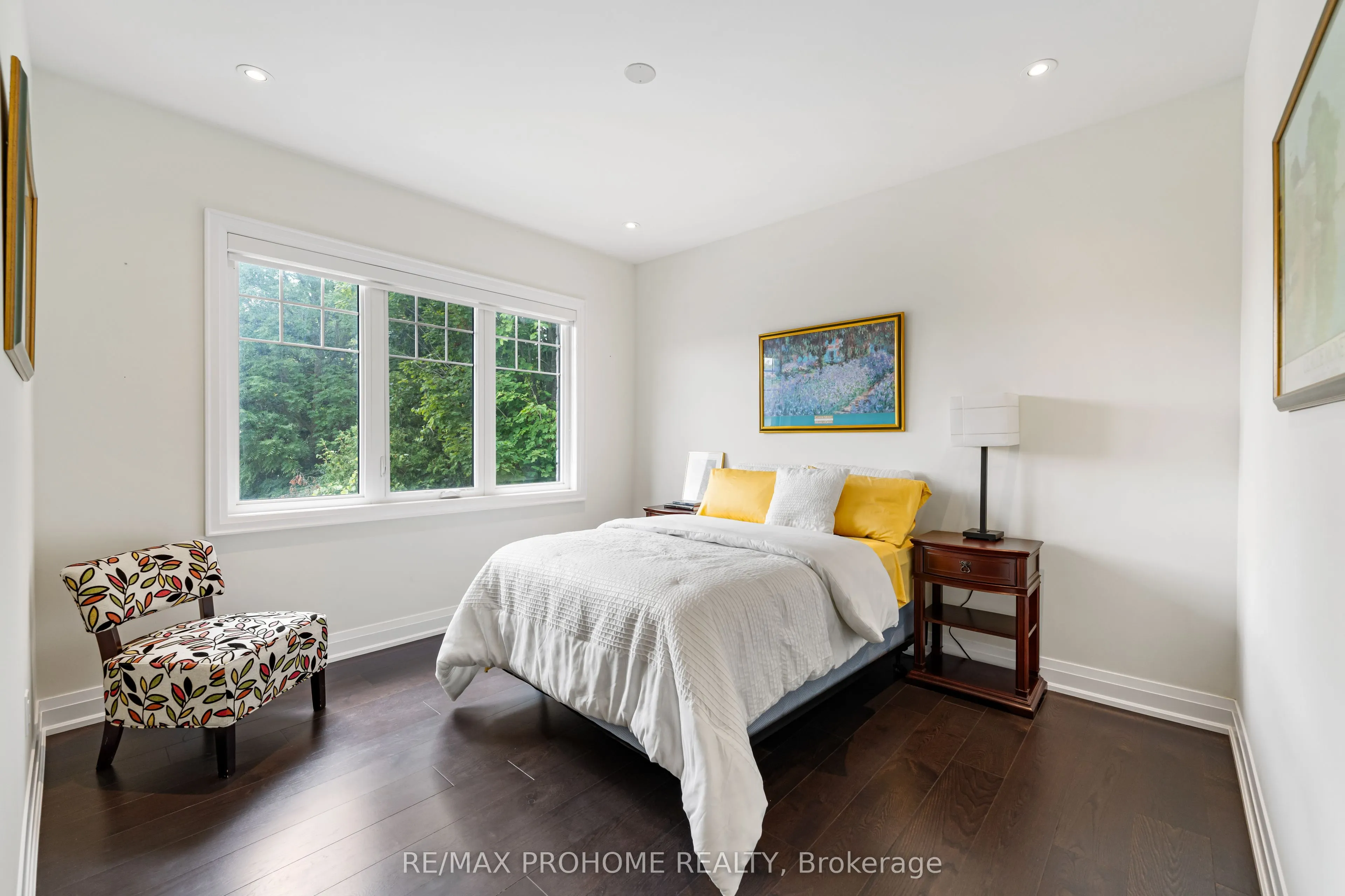 17 Alma Walker Way