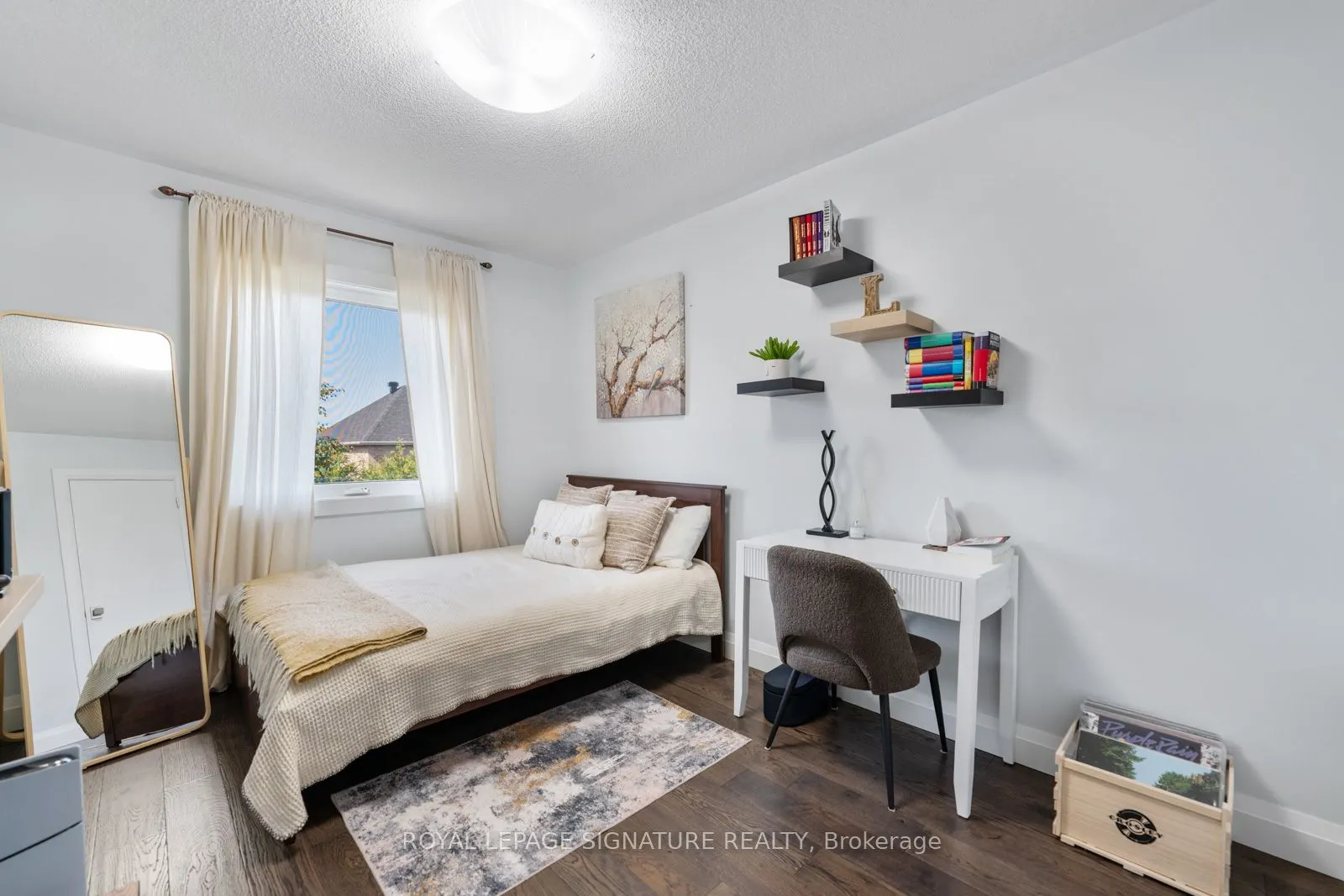 12 Barli Crescent