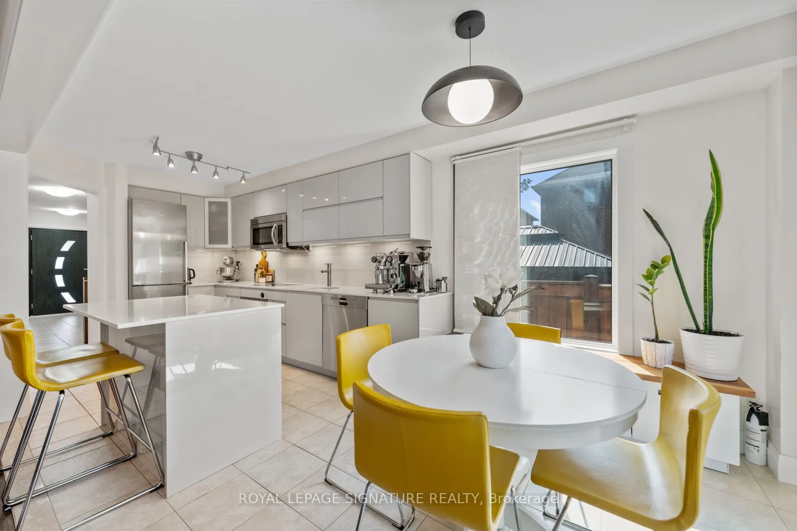 12 Barli Crescent