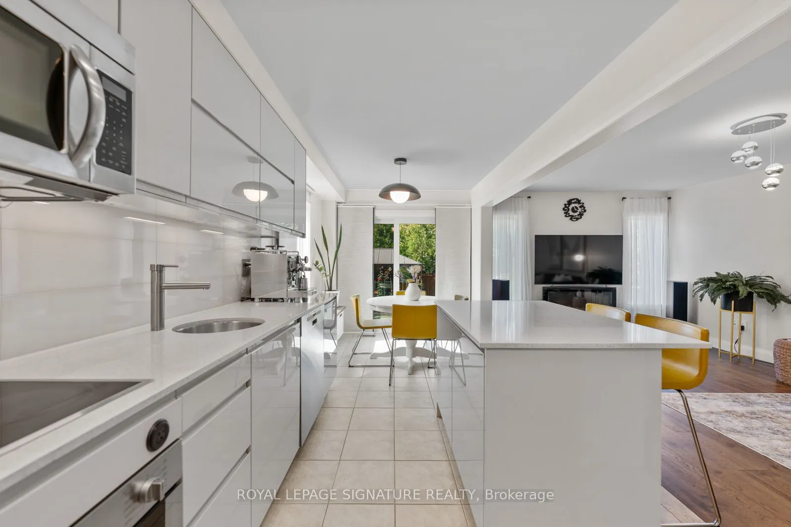 12 Barli Crescent