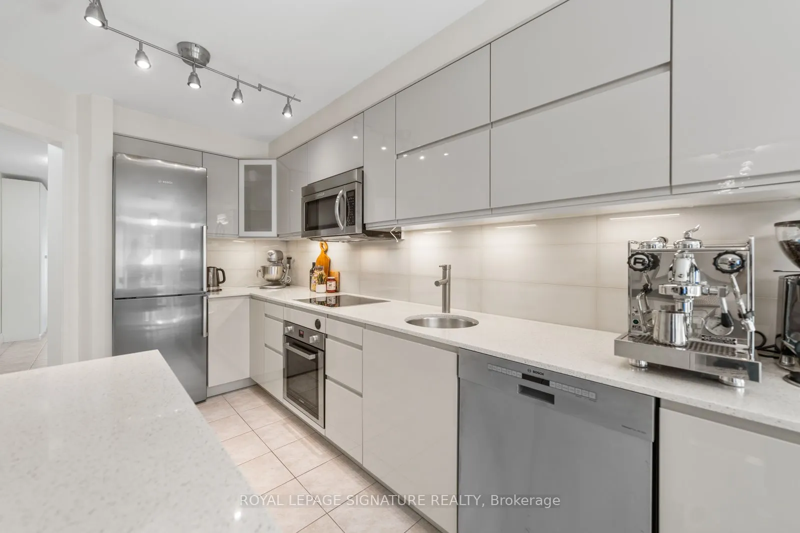 12 Barli Crescent