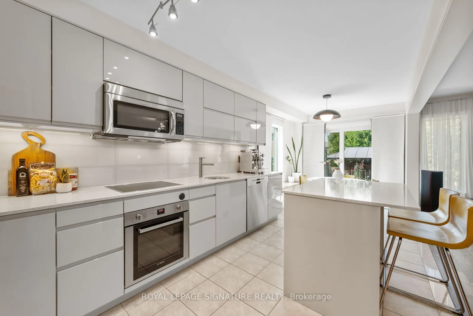 12 Barli Crescent