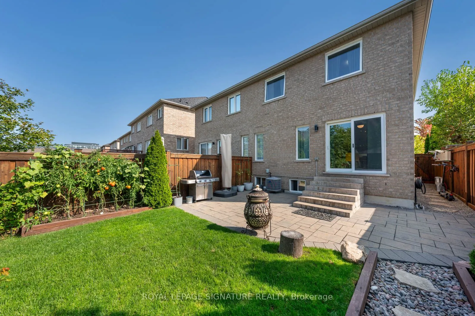 12 Barli Crescent