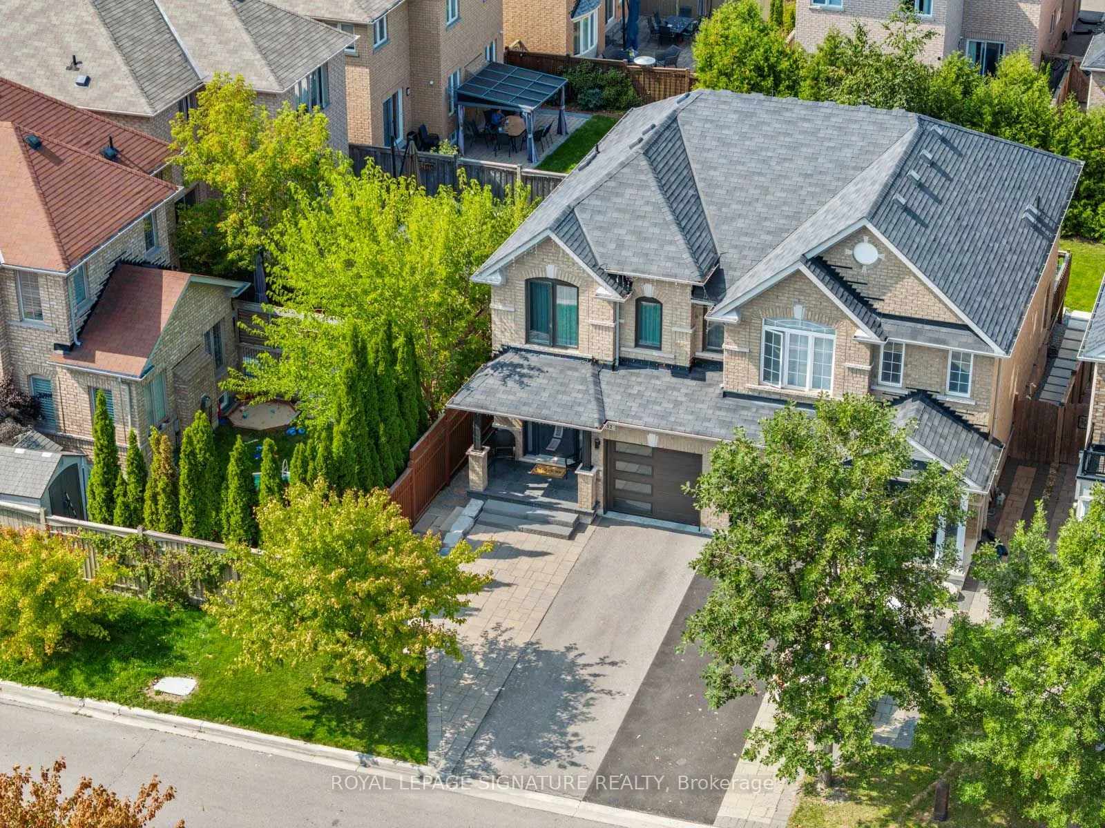 12 Barli Crescent