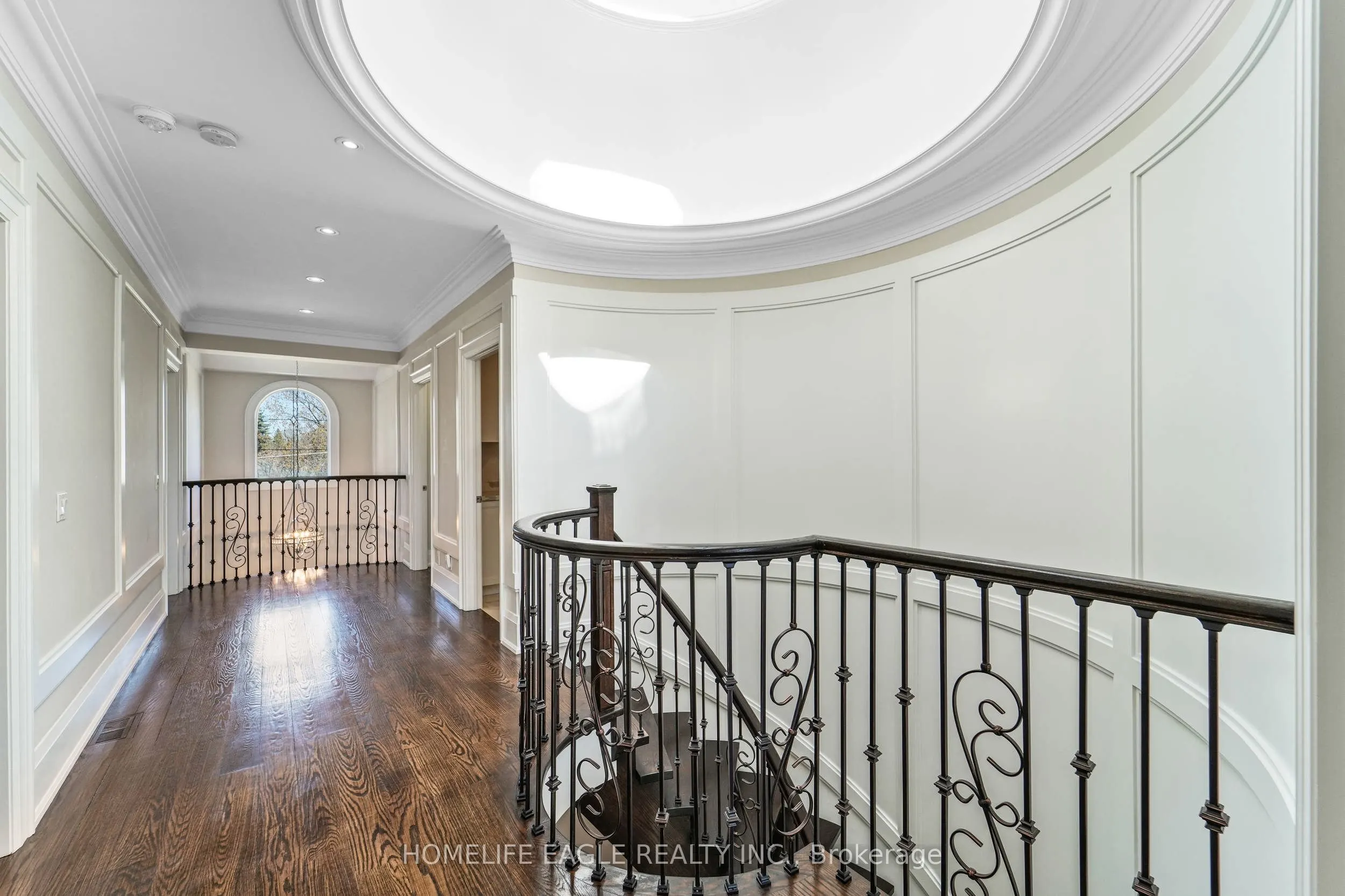 398 Bent Crescent