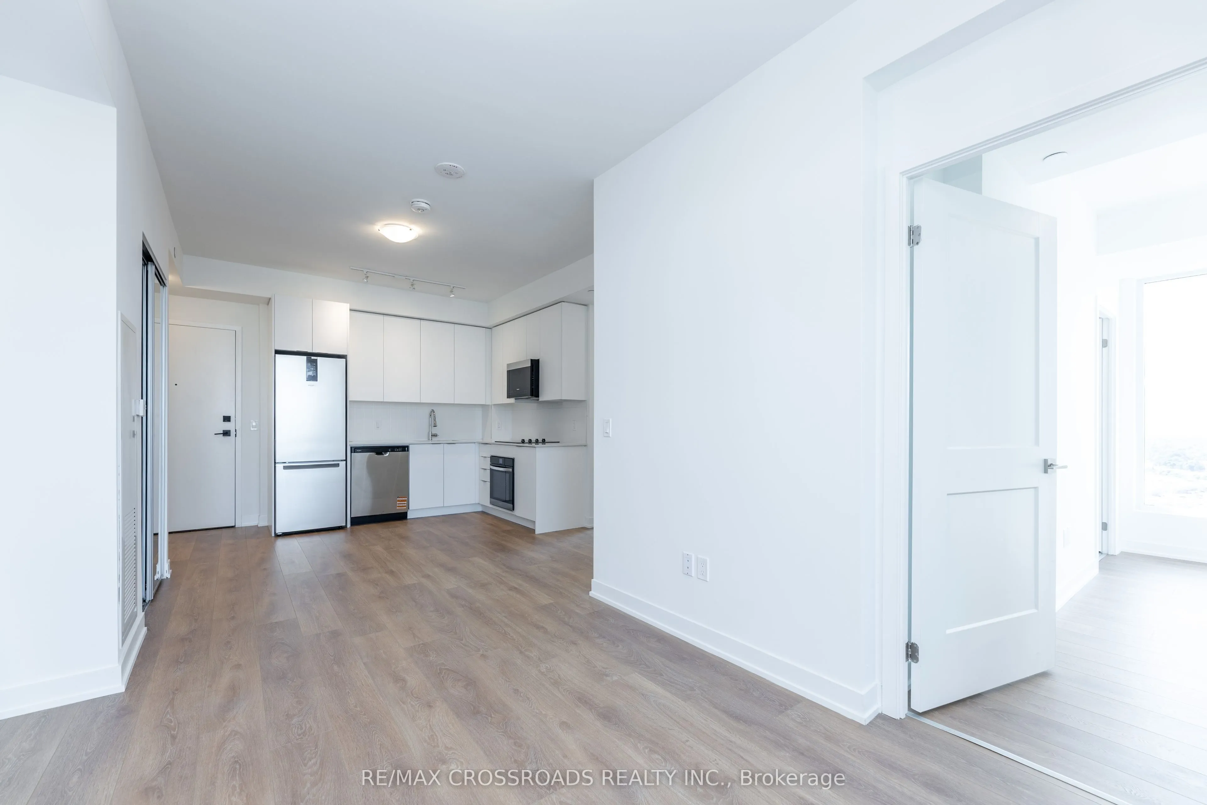 498 Caldari Road, #2324
